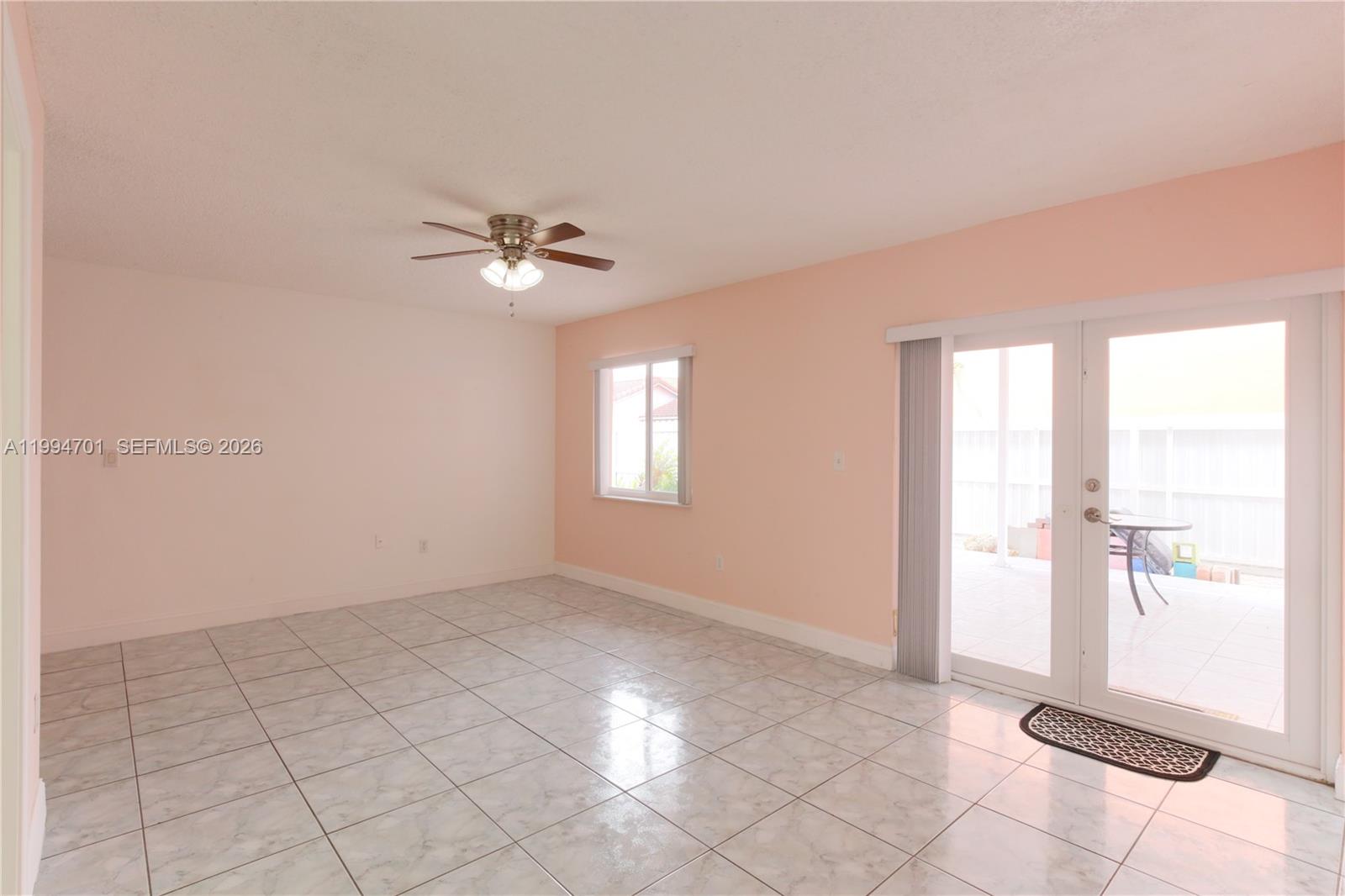 601 SW 116th Ct, Sweetwater FL 33174