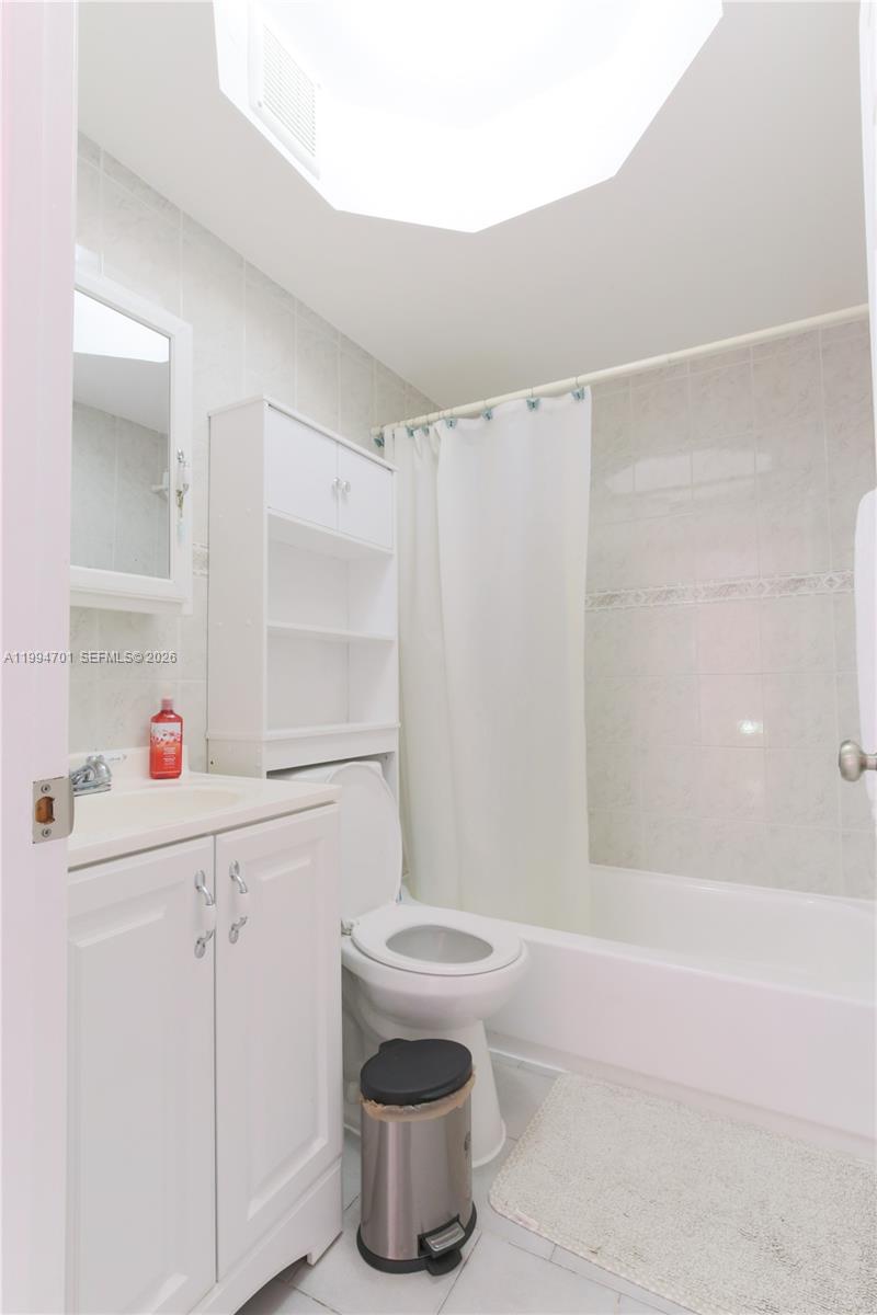 601 SW 116th Ct, Sweetwater FL 33174