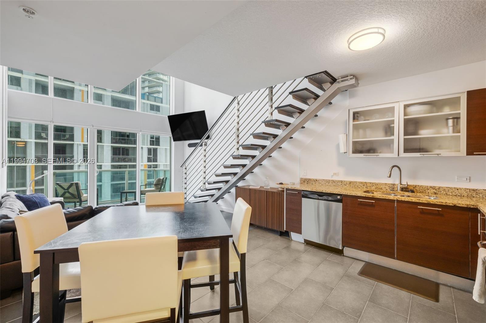 41 SE 5th St #1306, Miami FL 33131