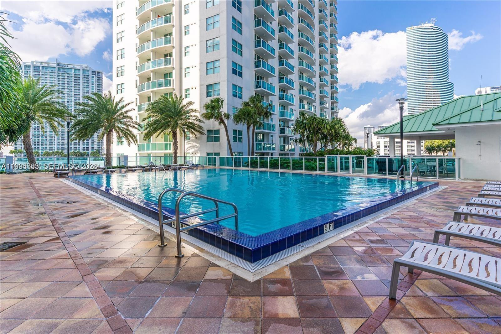 41 SE 5th St #1306, Miami FL 33131