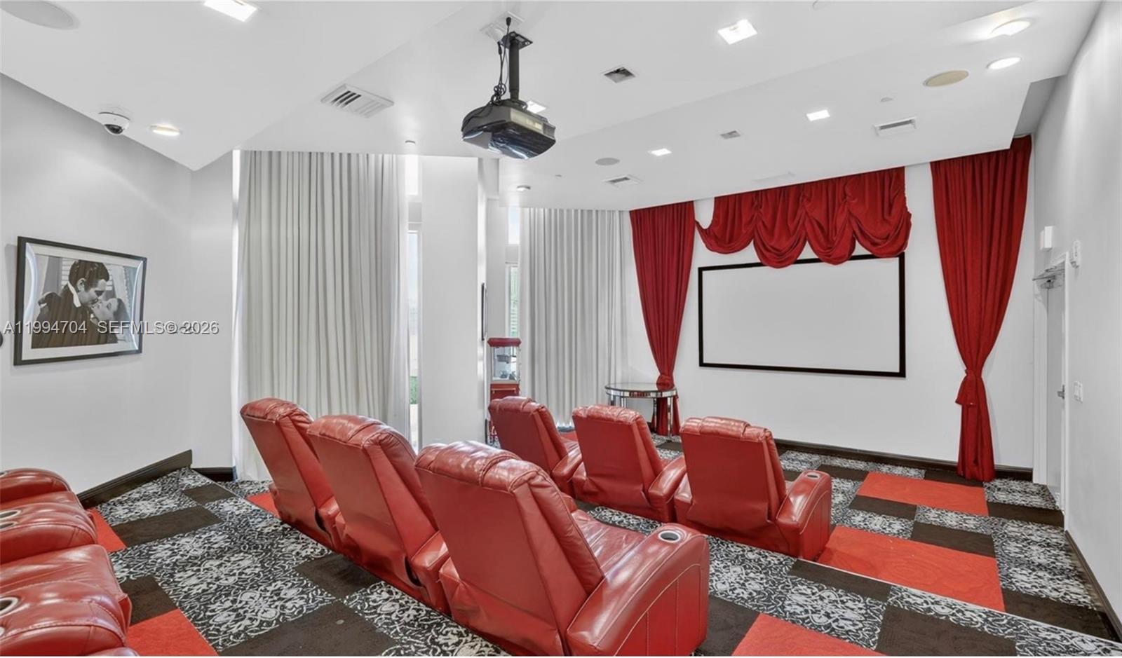350 S Miami Ave #1907, Miami FL 33130