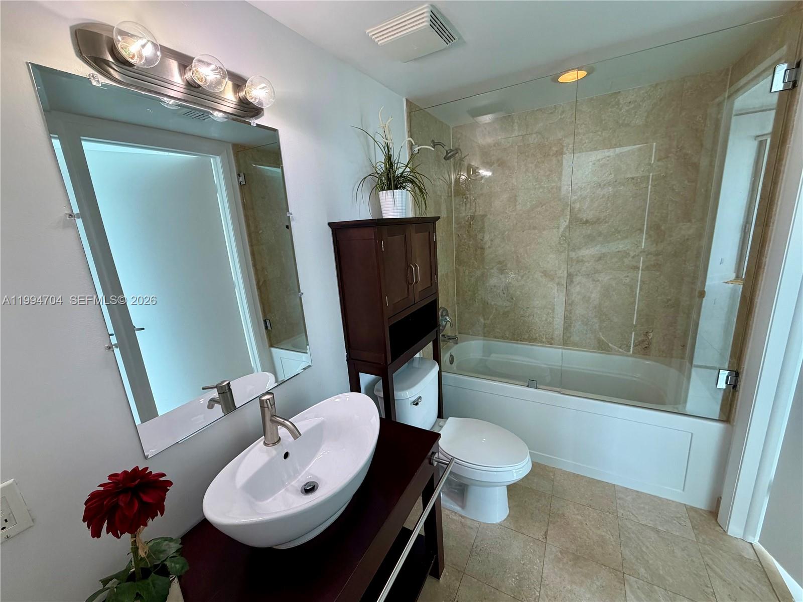350 S Miami Ave #1907, Miami FL 33130