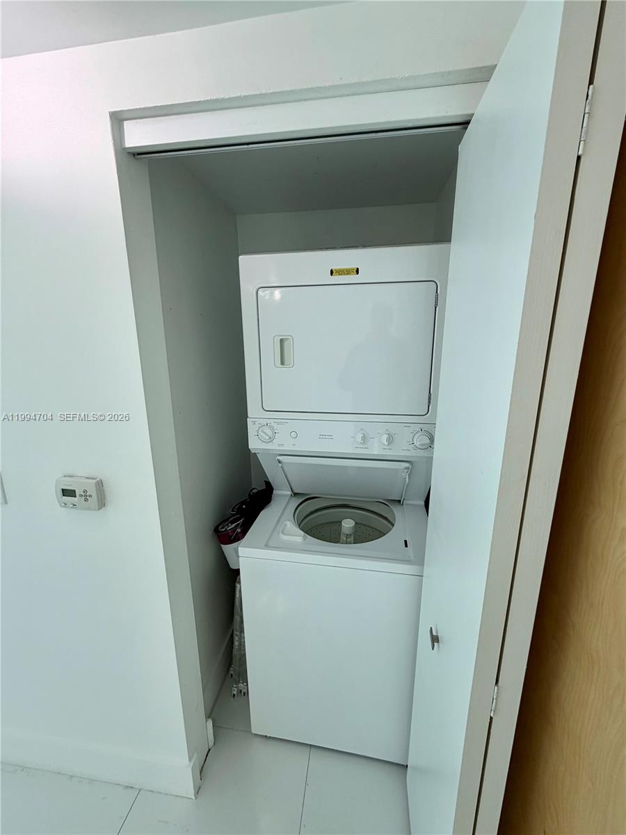 350 S Miami Ave #1907, Miami FL 33130