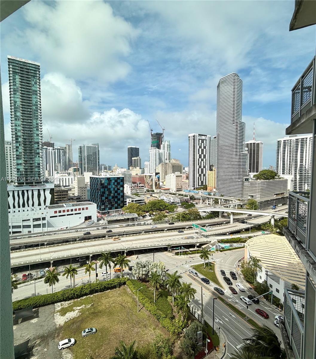 350 S Miami Ave #1907, Miami FL 33130