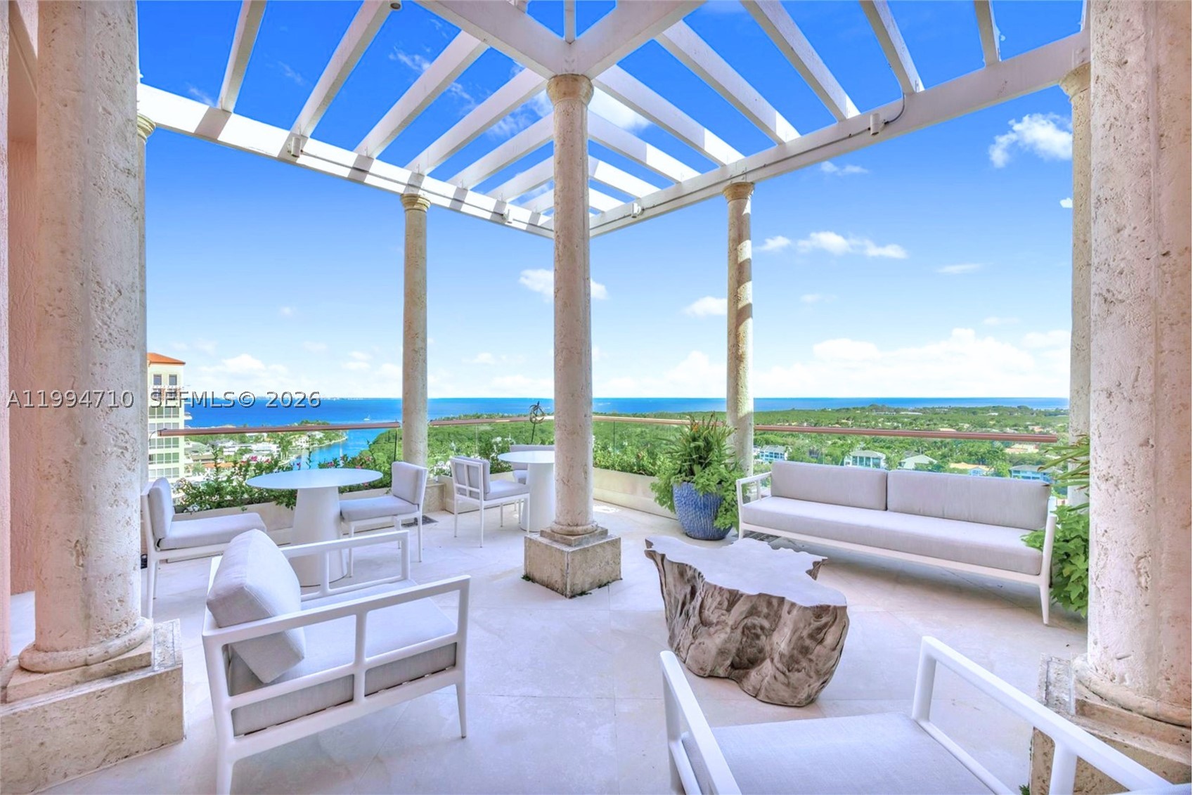 60 Edgewater Dr #TS-A, Coral Gables FL 33133