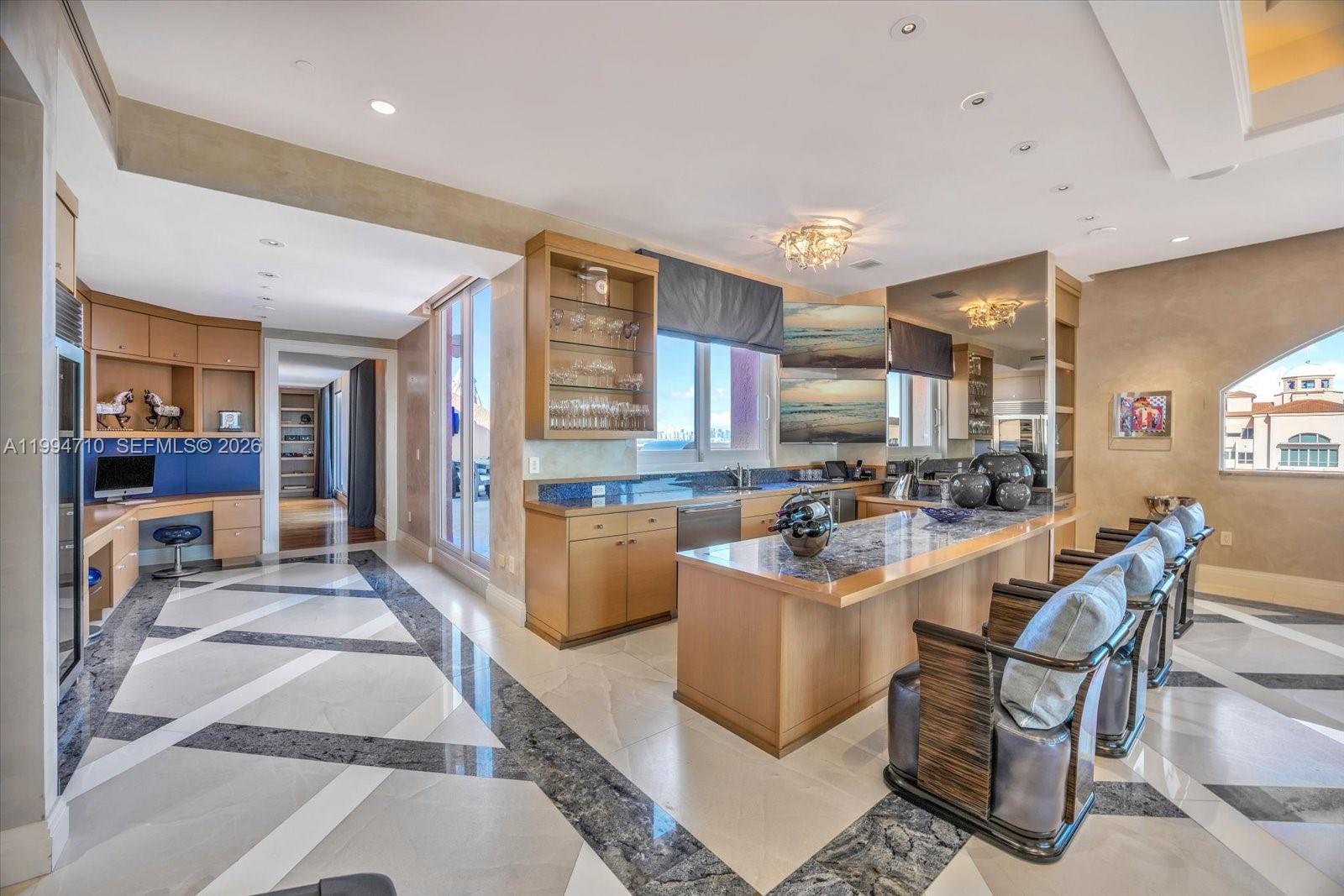 60 Edgewater Dr #TS-A, Coral Gables FL 33133