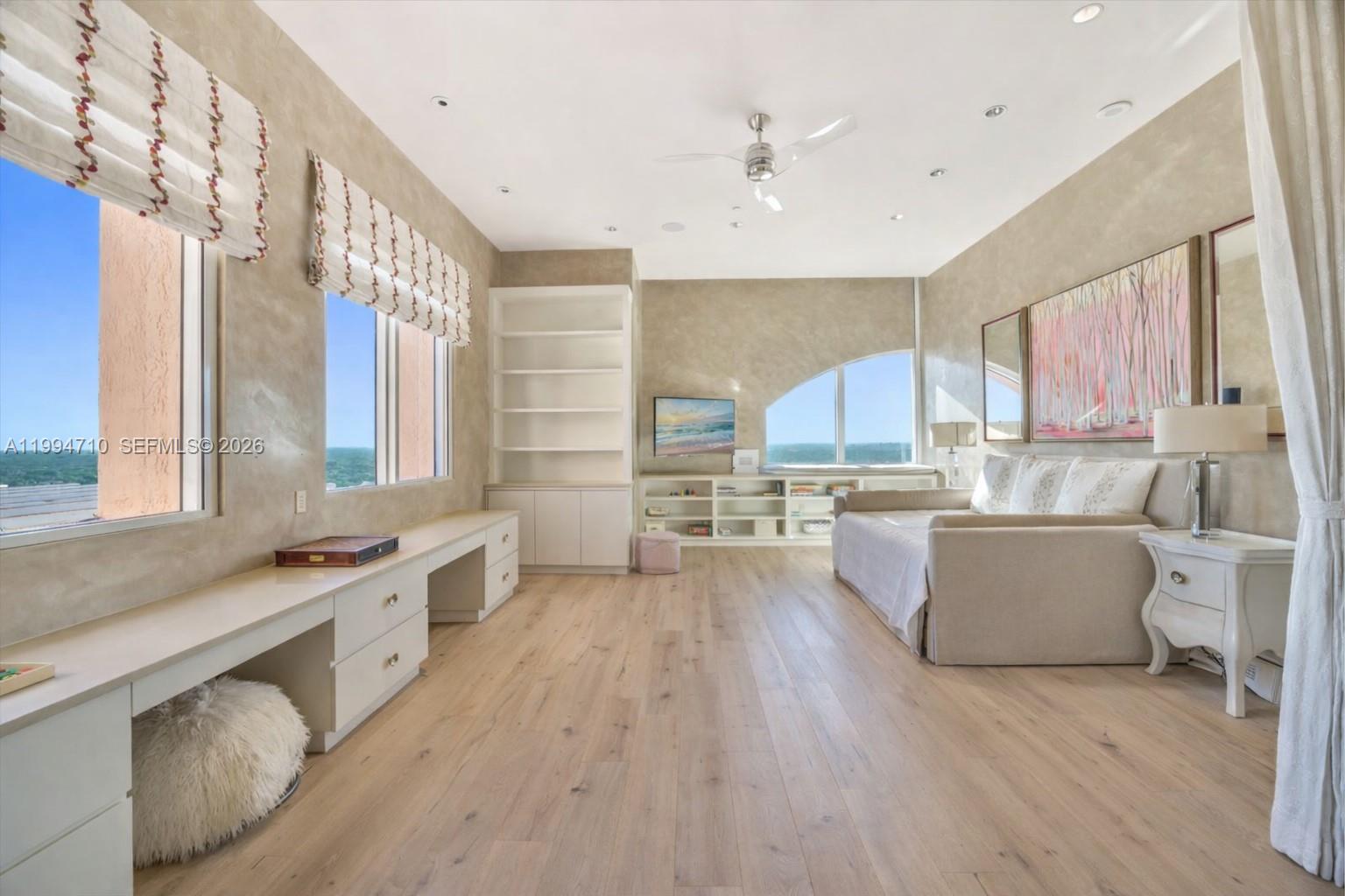 60 Edgewater Dr #TS-A, Coral Gables FL 33133