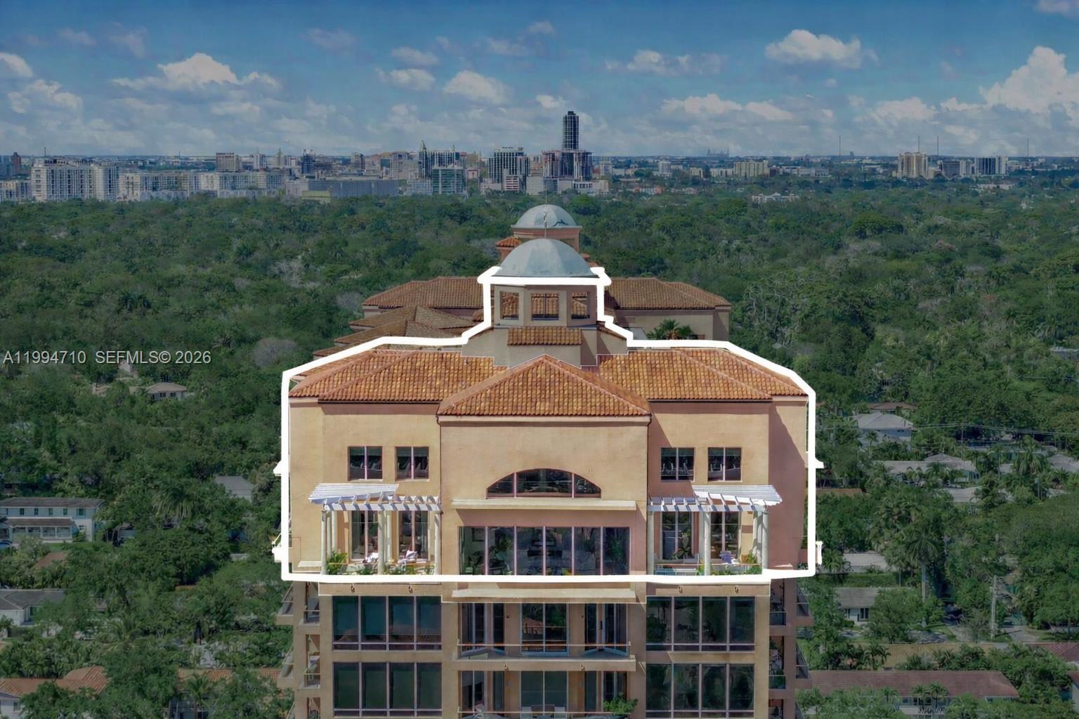 60 Edgewater Dr #TS-A, Coral Gables FL 33133