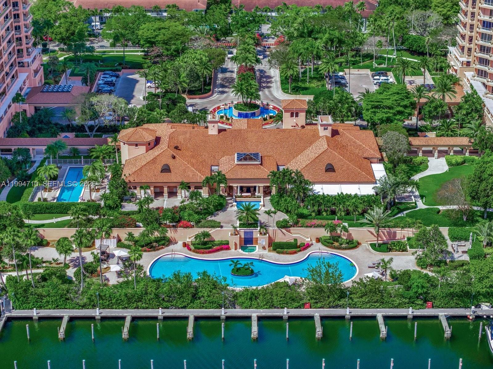 60 Edgewater Dr #TS-A, Coral Gables FL 33133