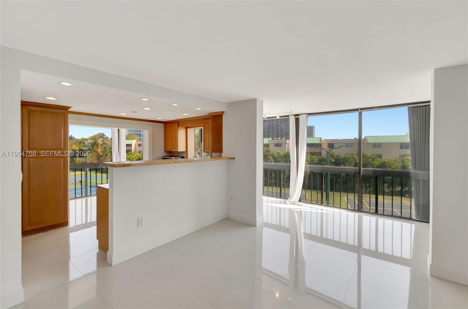 2333 Brickell Ave #305, Miami FL 33129