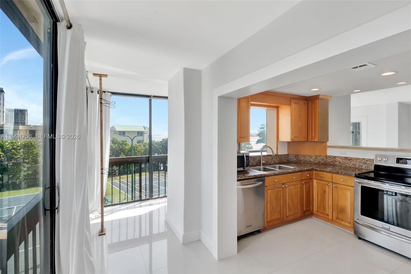 2333 Brickell Ave #305, Miami FL 33129