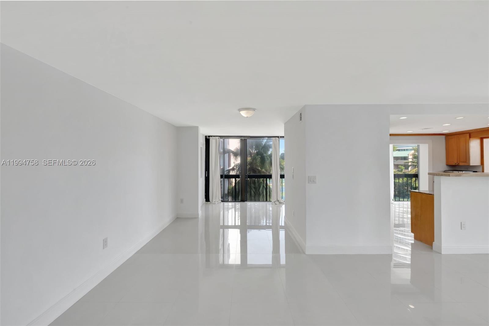 2333 Brickell Ave #305, Miami FL 33129