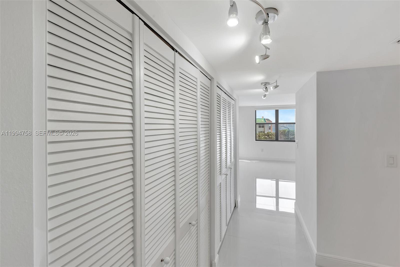 2333 Brickell Ave #305, Miami FL 33129