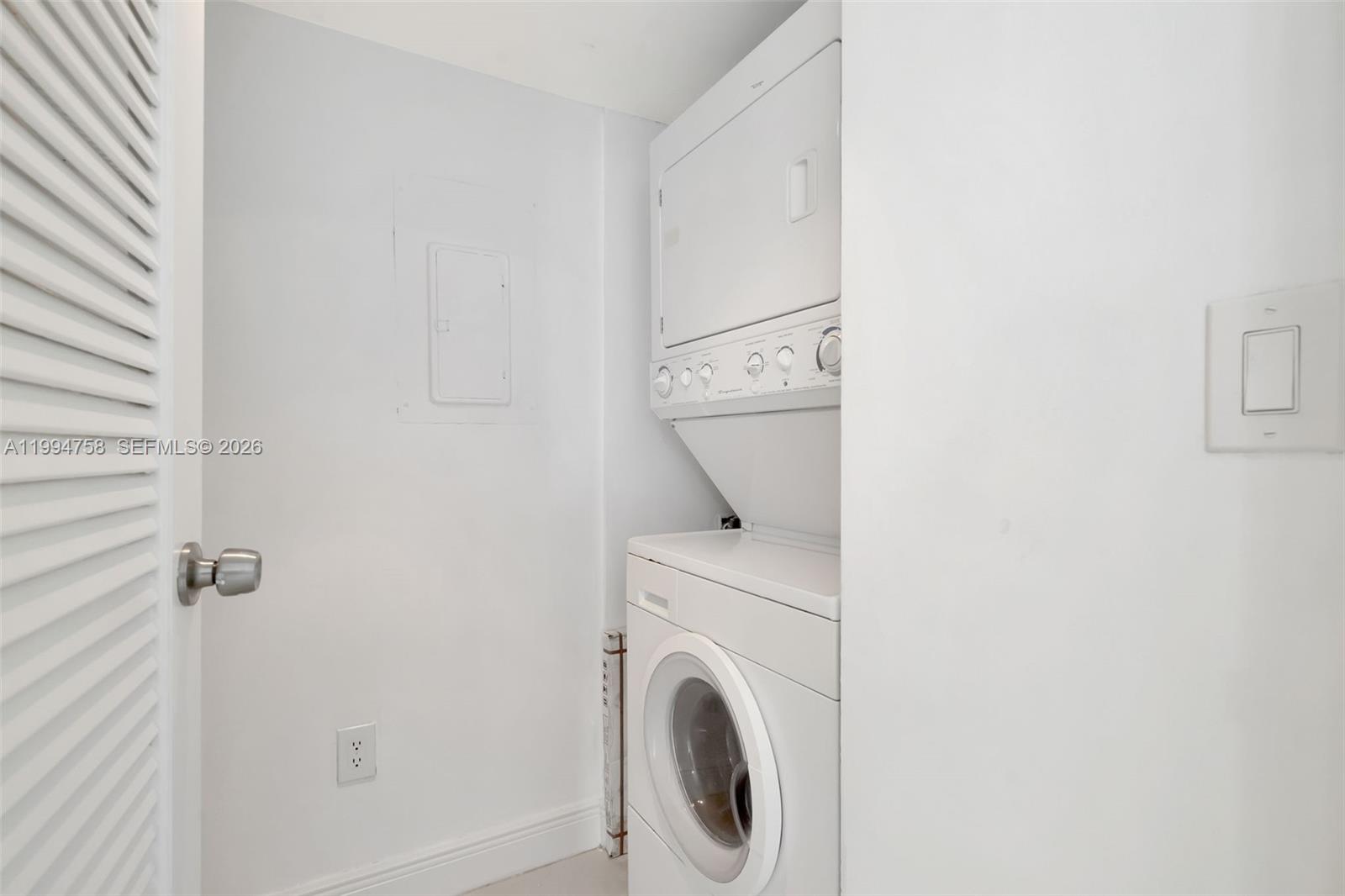 2333 Brickell Ave #305, Miami FL 33129
