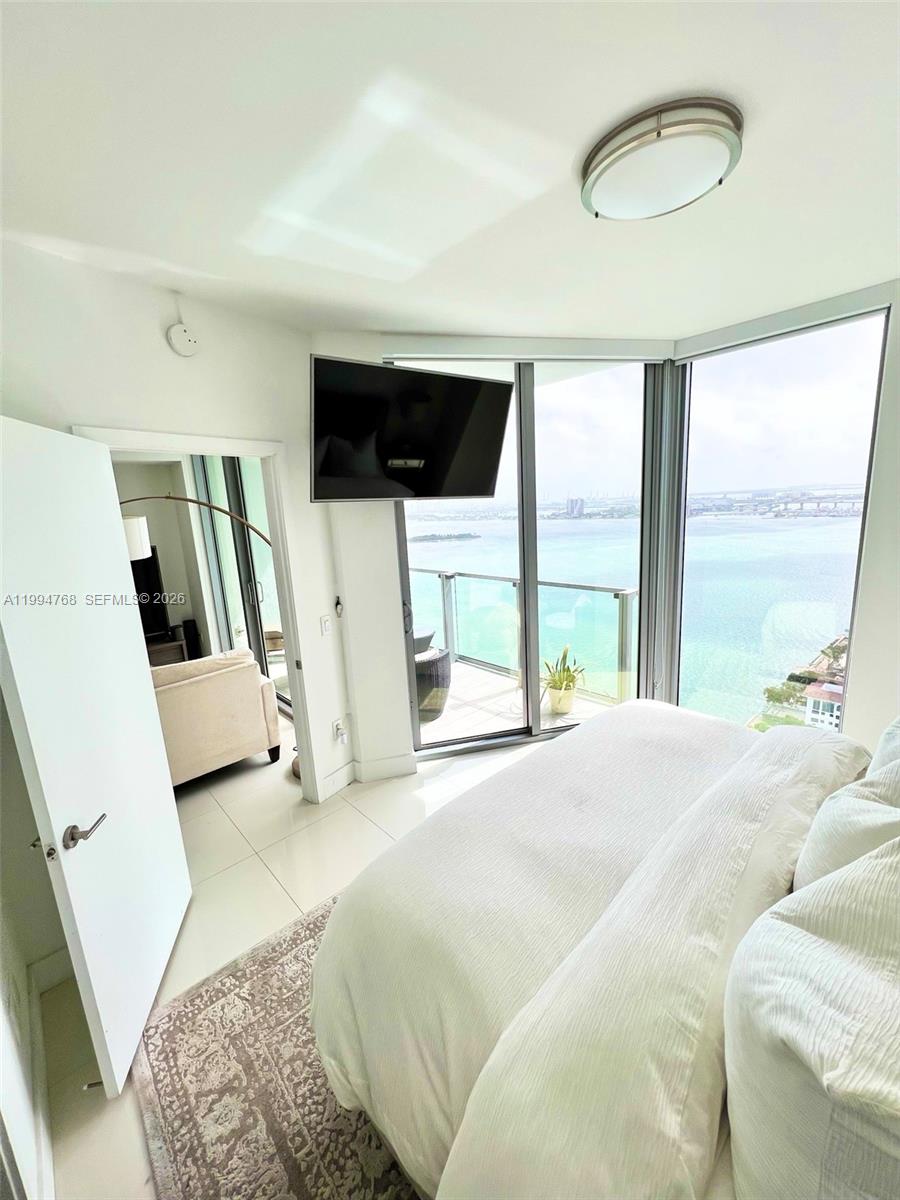 2900 NE 7th Ave #2708, Miami FL 33137