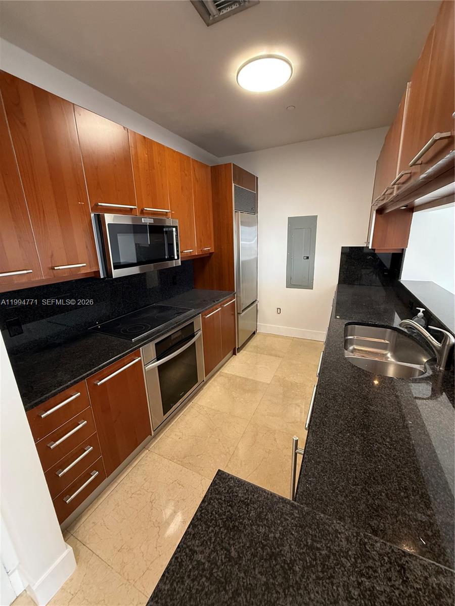 901 Brickell Key Blvd #3102, Miami FL 33131