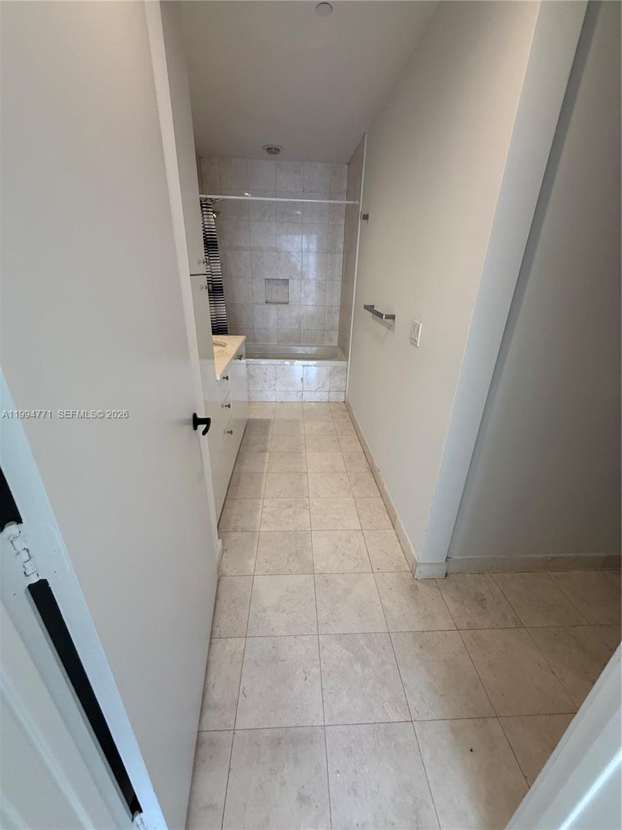 901 Brickell Key Blvd #3102, Miami FL 33131