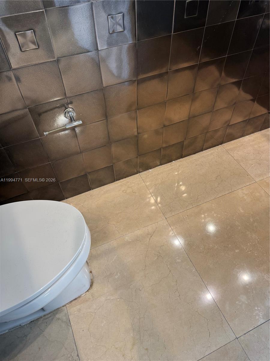 901 Brickell Key Blvd #3102, Miami FL 33131