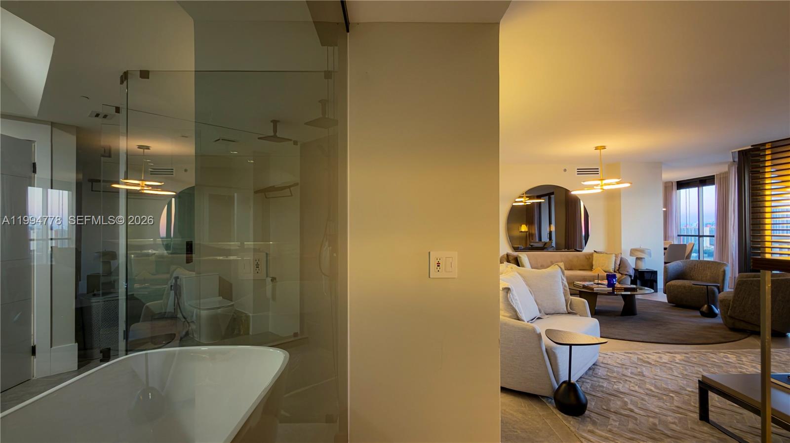 2000 Island Blvd #2404, Aventura FL 33160