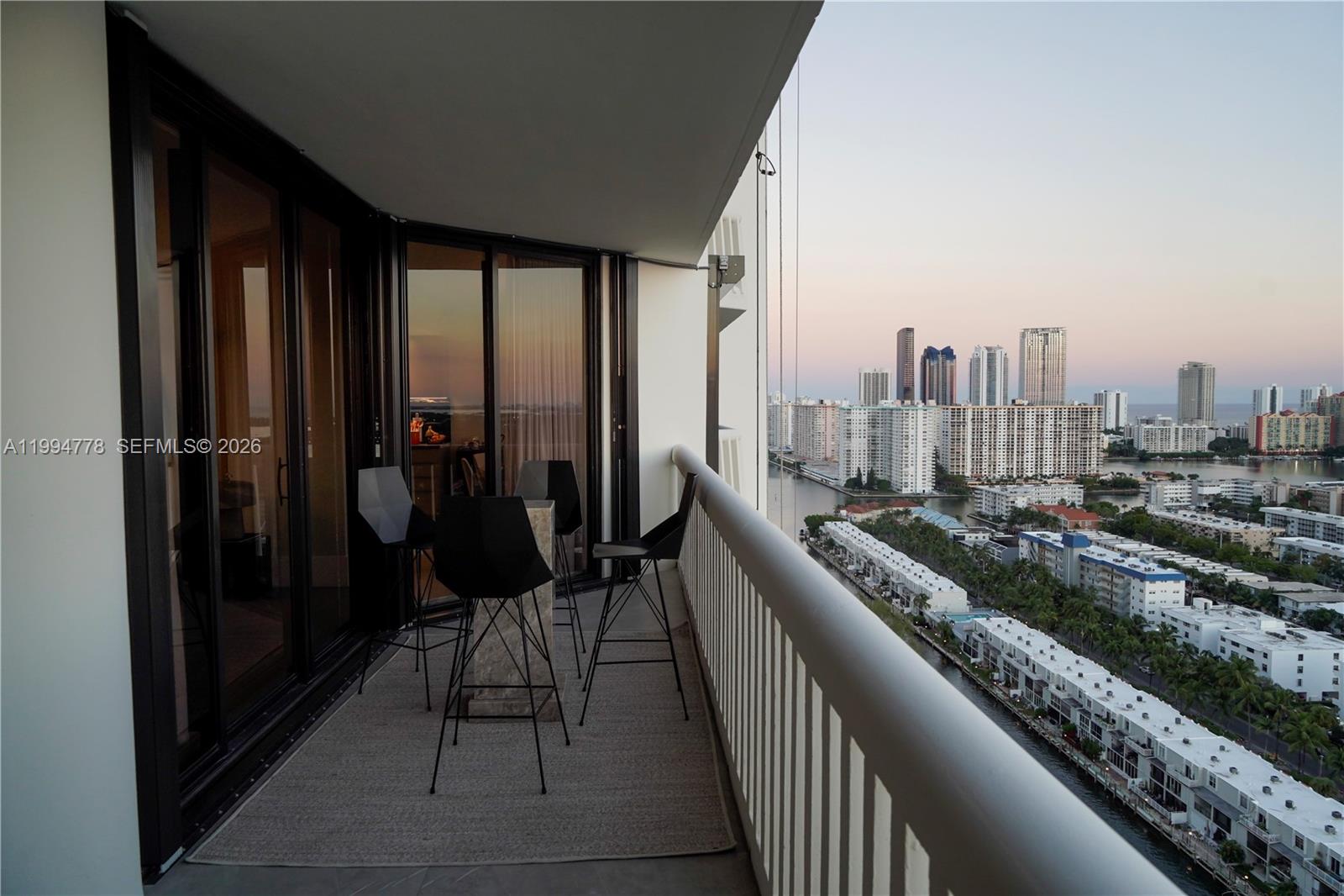 2000 Island Blvd #2404, Aventura FL 33160