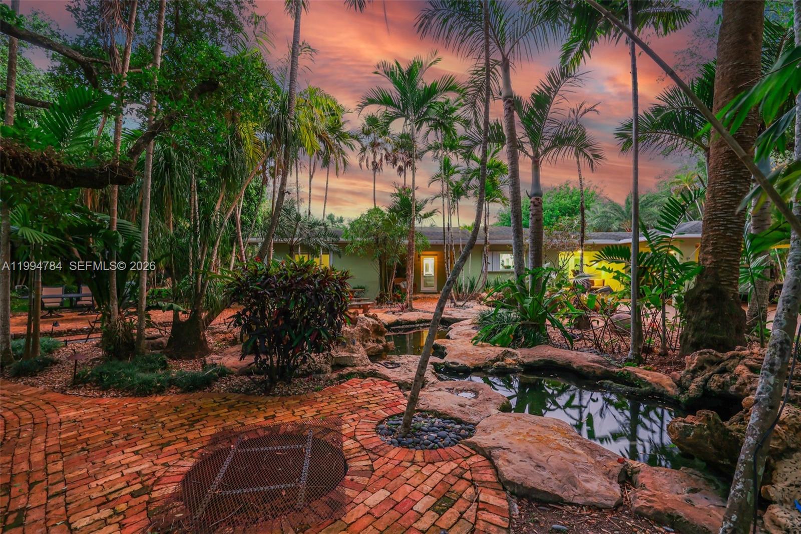 9234 SW 112th St, Miami FL 33176