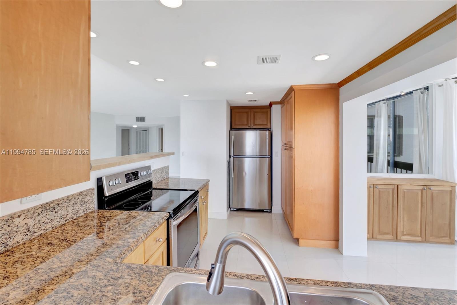 2333 Brickell Ave #305, Miami FL 33129