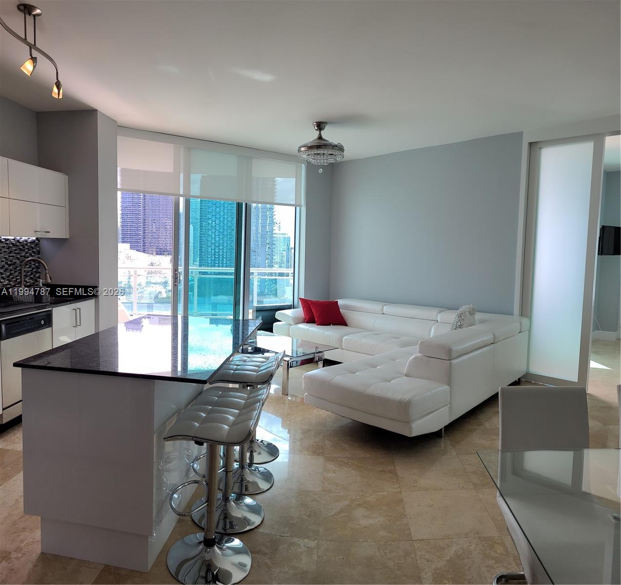 350 S Miami Ave #2714, Miami FL 33130