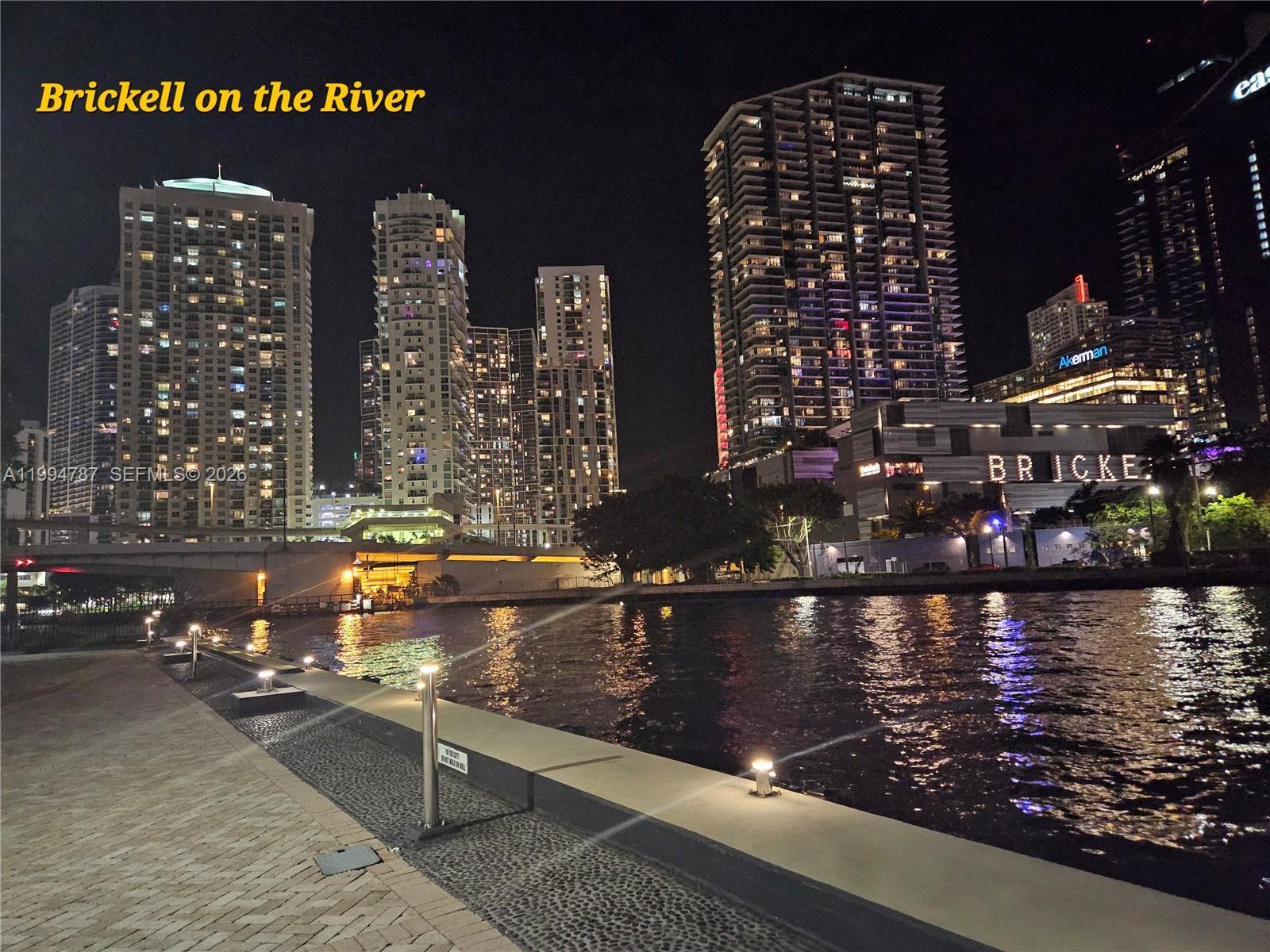350 S Miami Ave #2714, Miami FL 33130