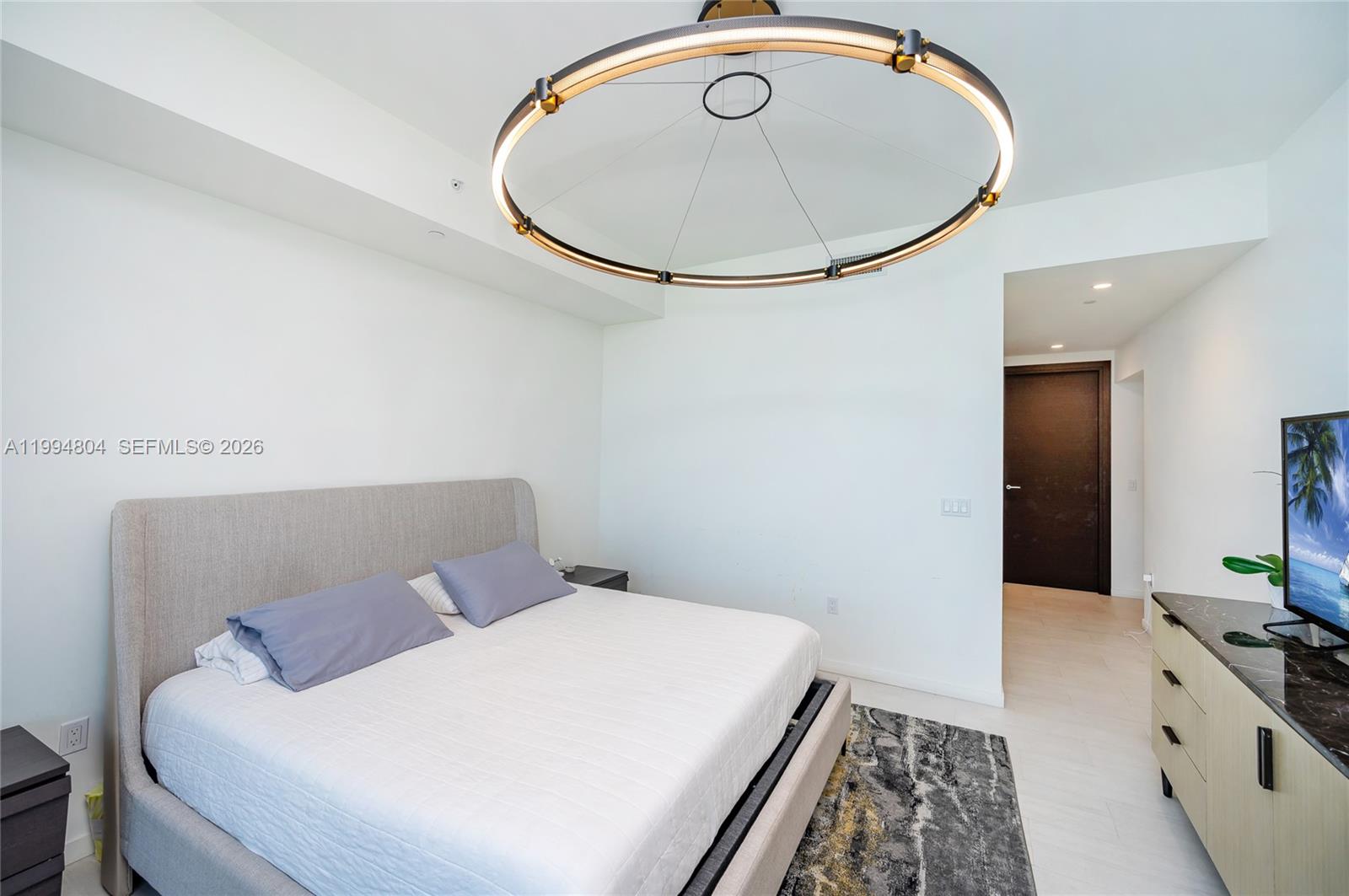 1000 Brickell Plz #PH5004, Miami FL 33131