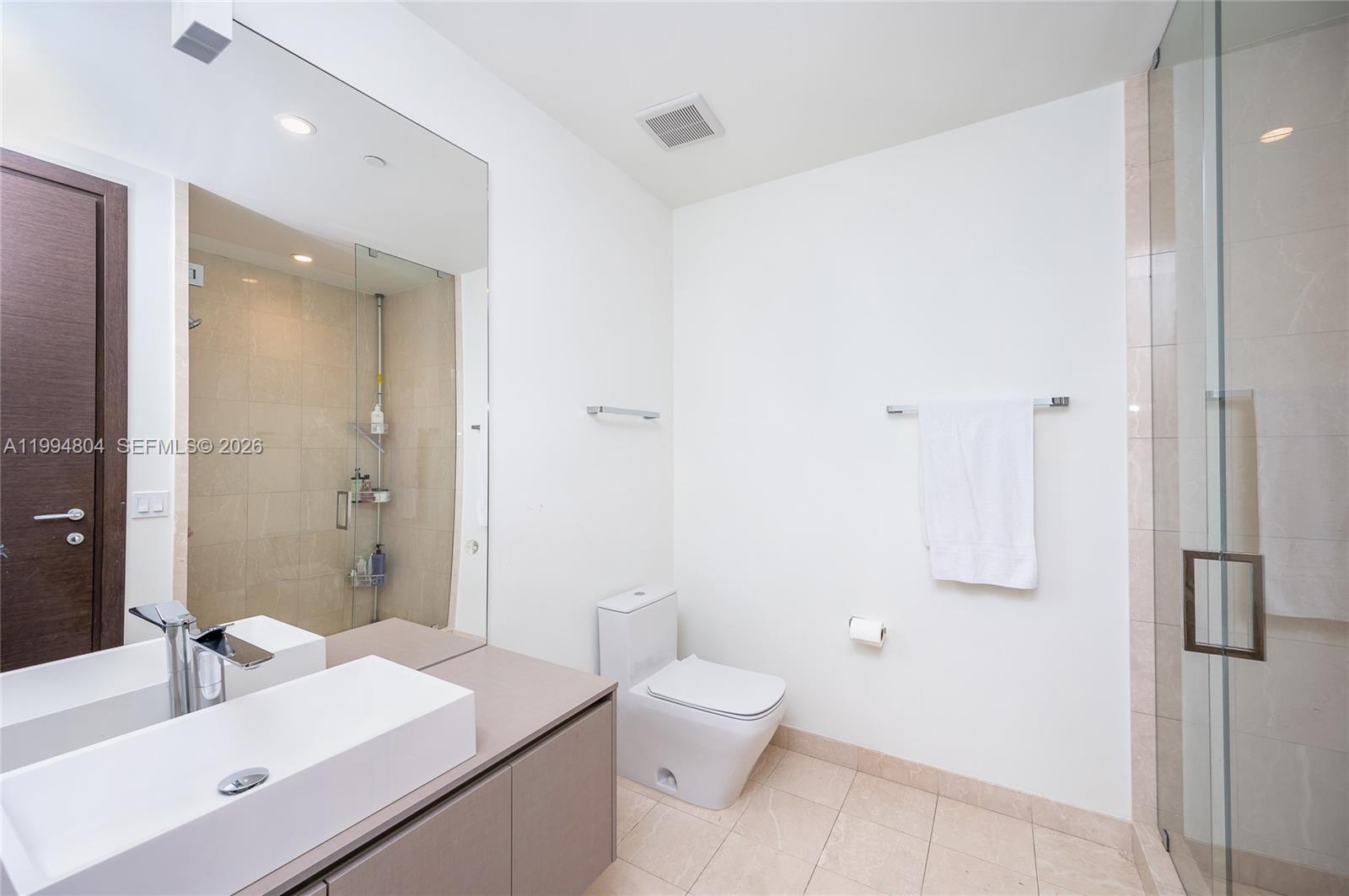 1000 Brickell Plz #PH5004, Miami FL 33131