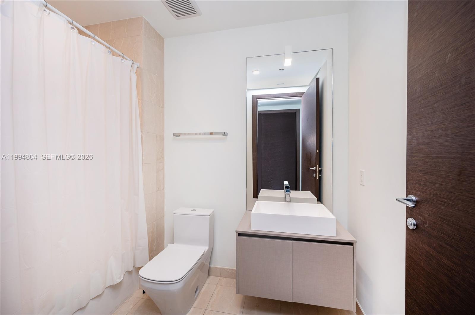 1000 Brickell Plz #PH5004, Miami FL 33131