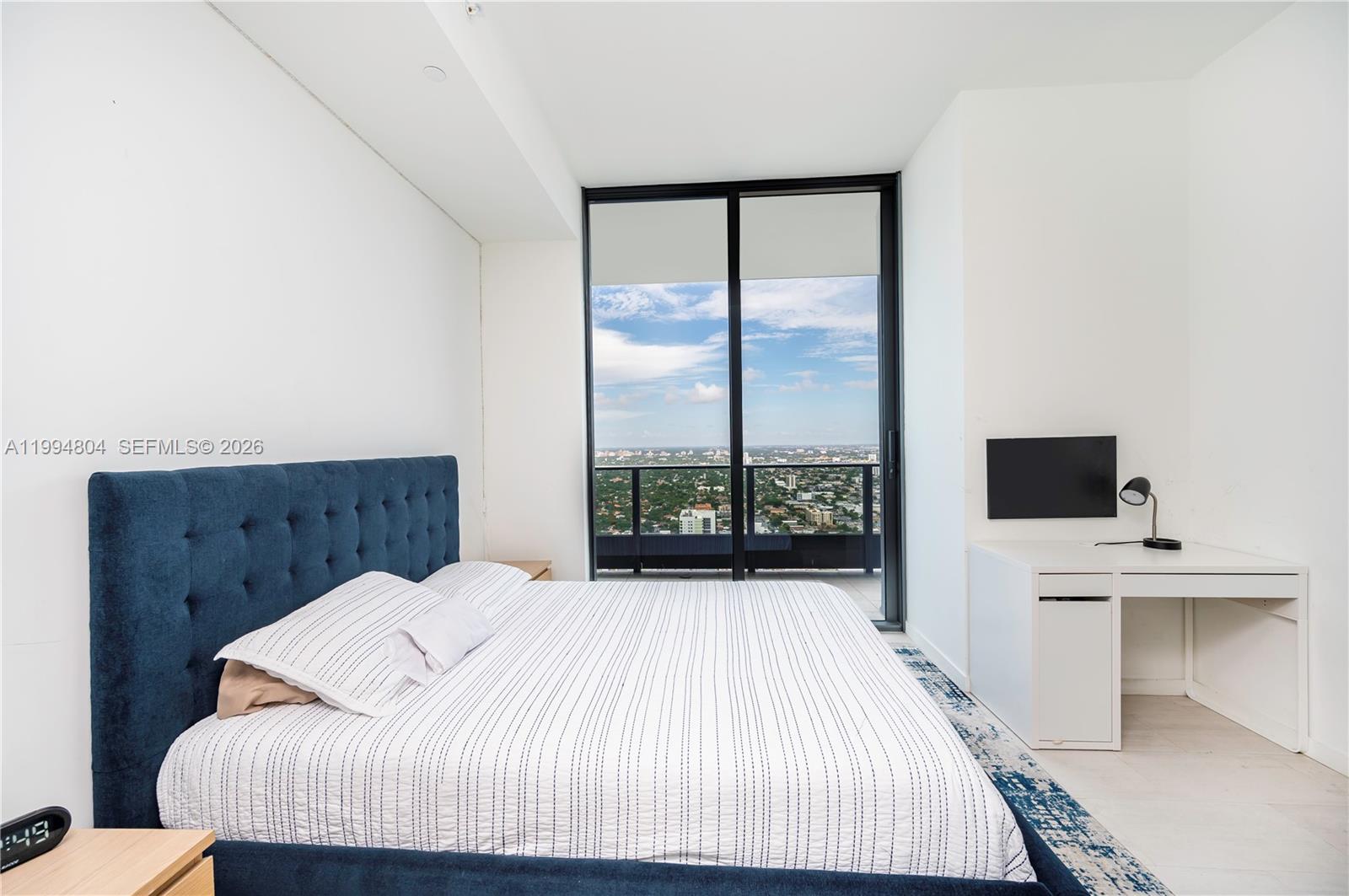 1000 Brickell Plz #PH5004, Miami FL 33131