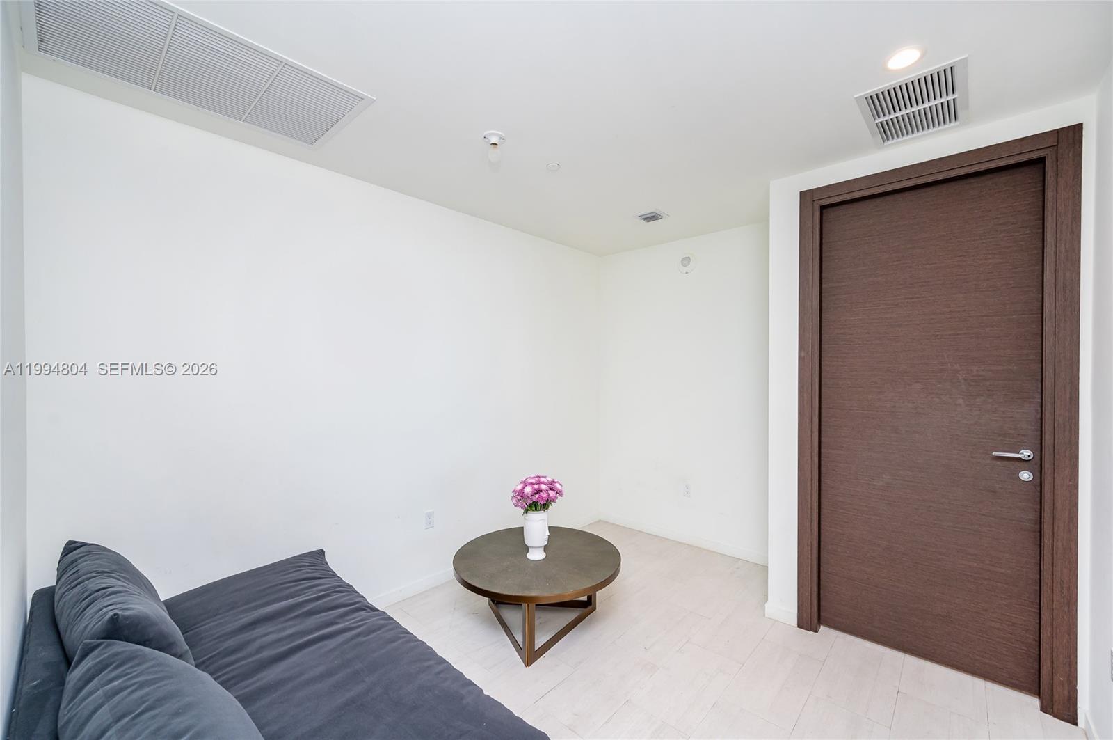 1000 Brickell Plz #PH5004, Miami FL 33131