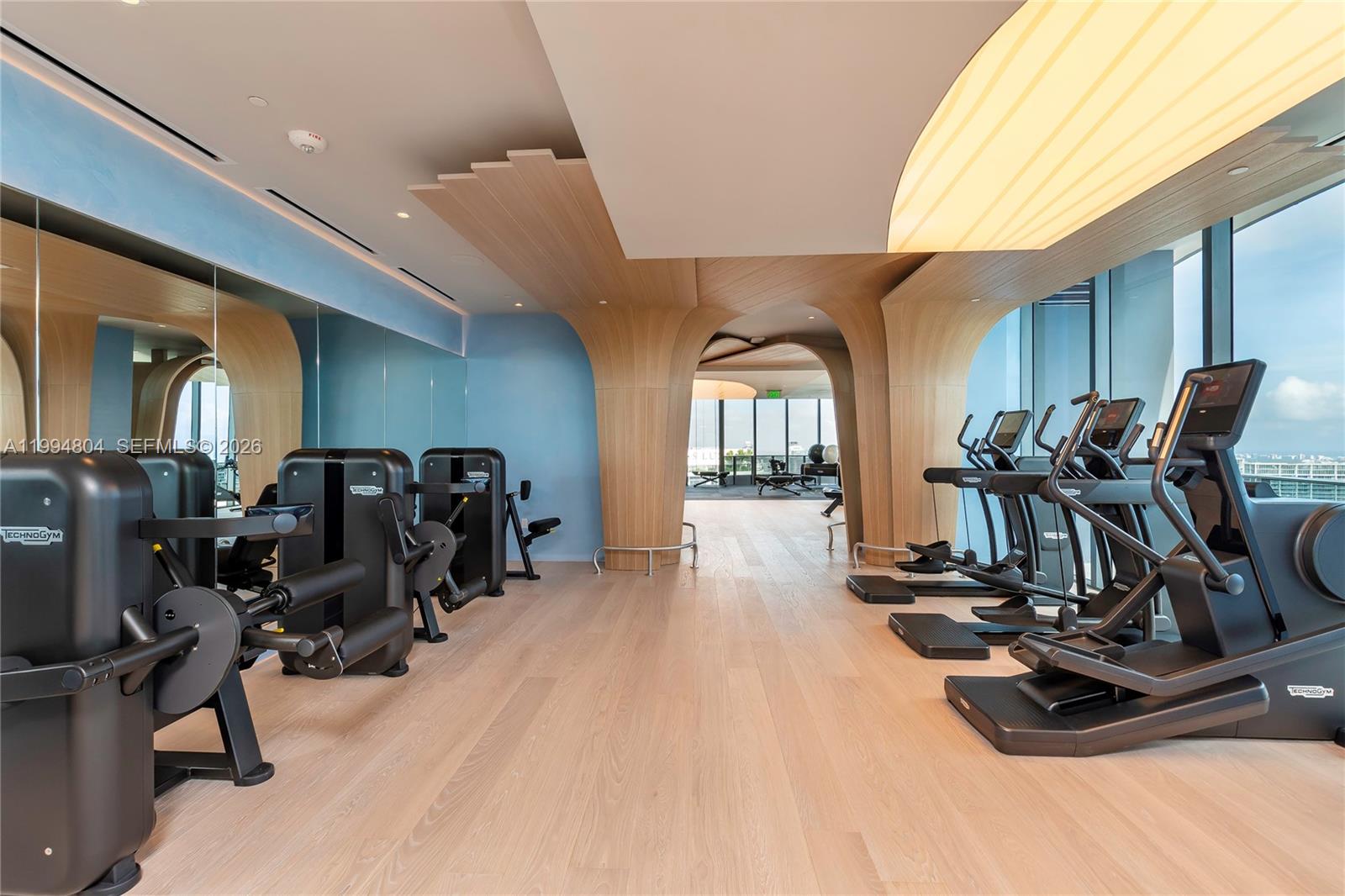 1000 Brickell Plz #PH5004, Miami FL 33131