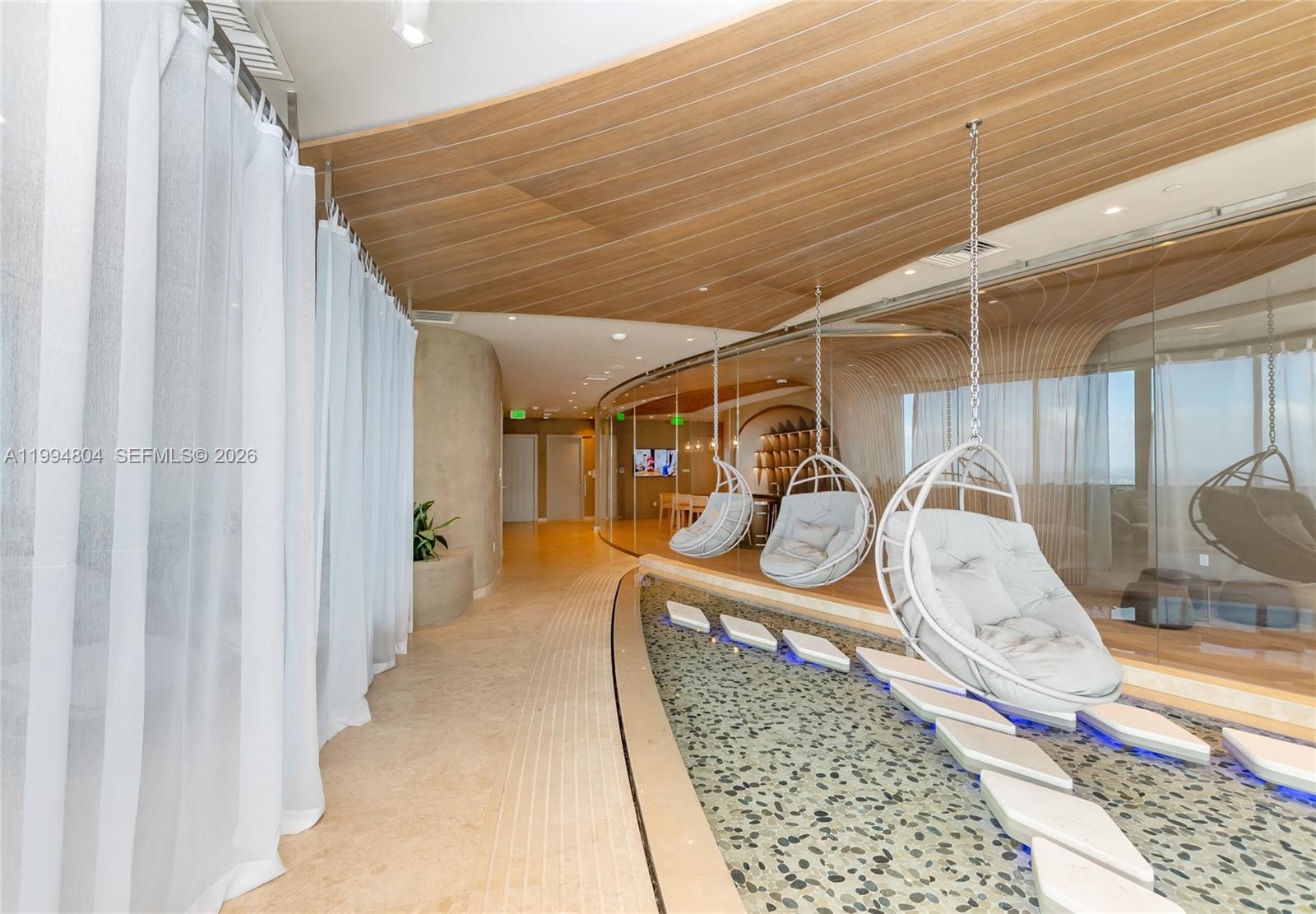 1000 Brickell Plz #PH5004, Miami FL 33131