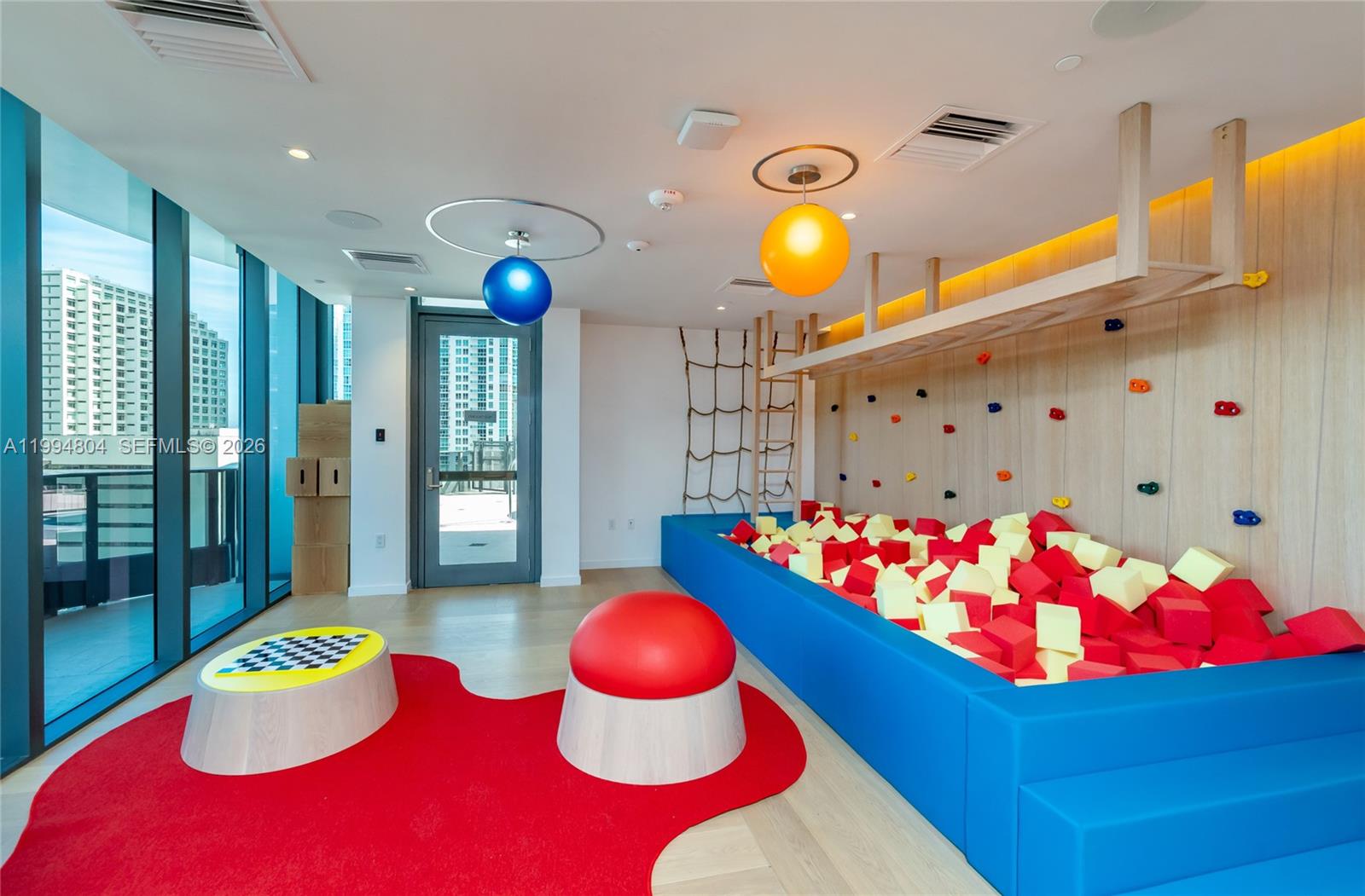 1000 Brickell Plz #PH5004, Miami FL 33131