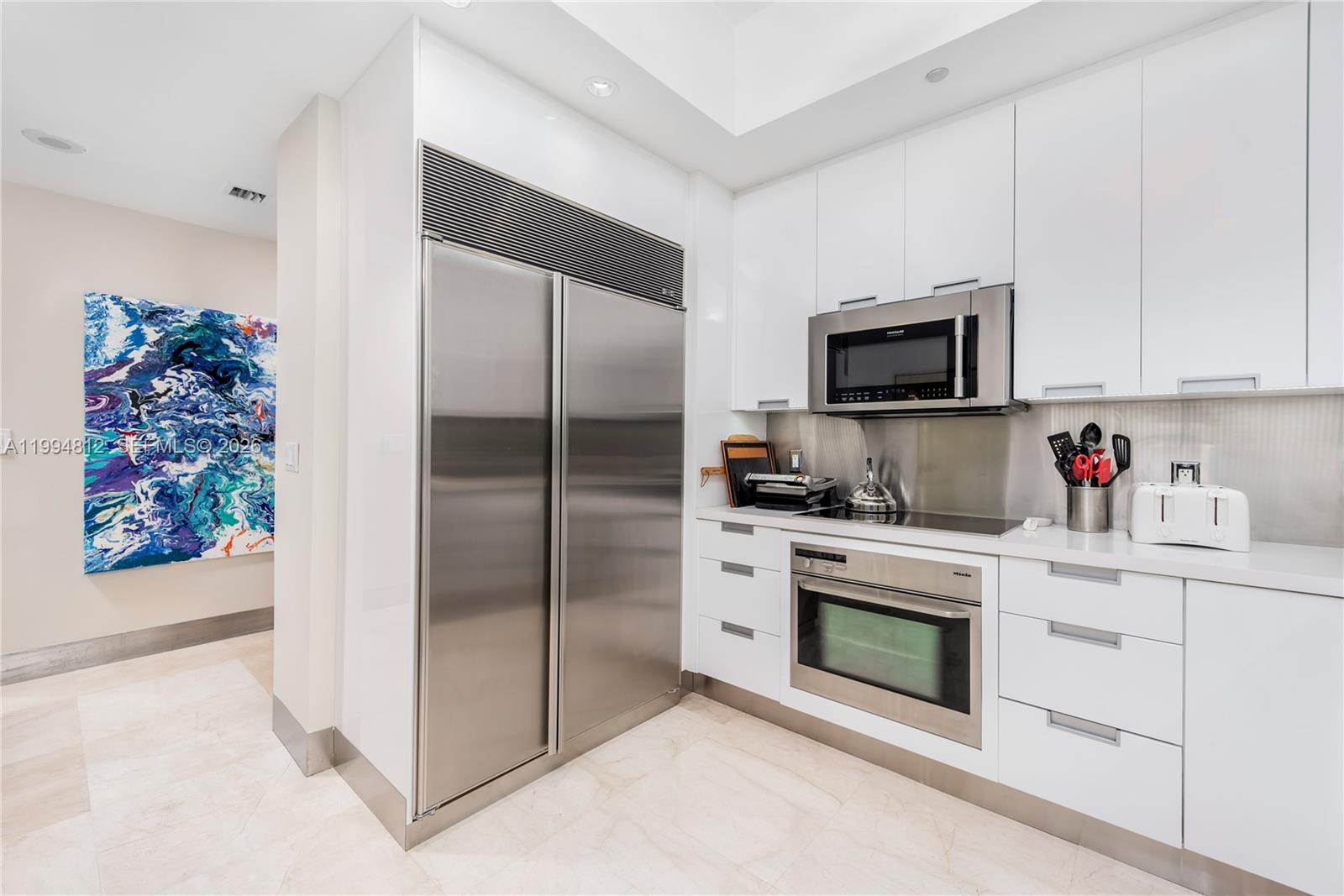 100 S Pointe Dr #610, Miami Beach FL 33139