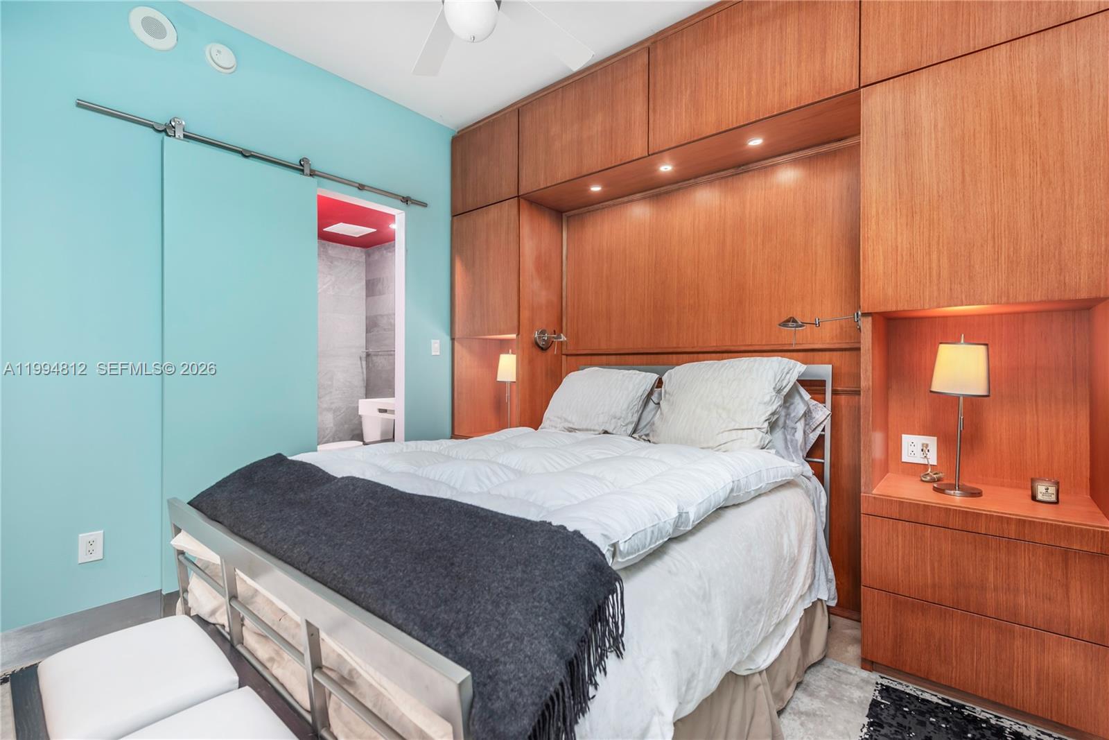 100 S Pointe Dr #610, Miami Beach FL 33139
