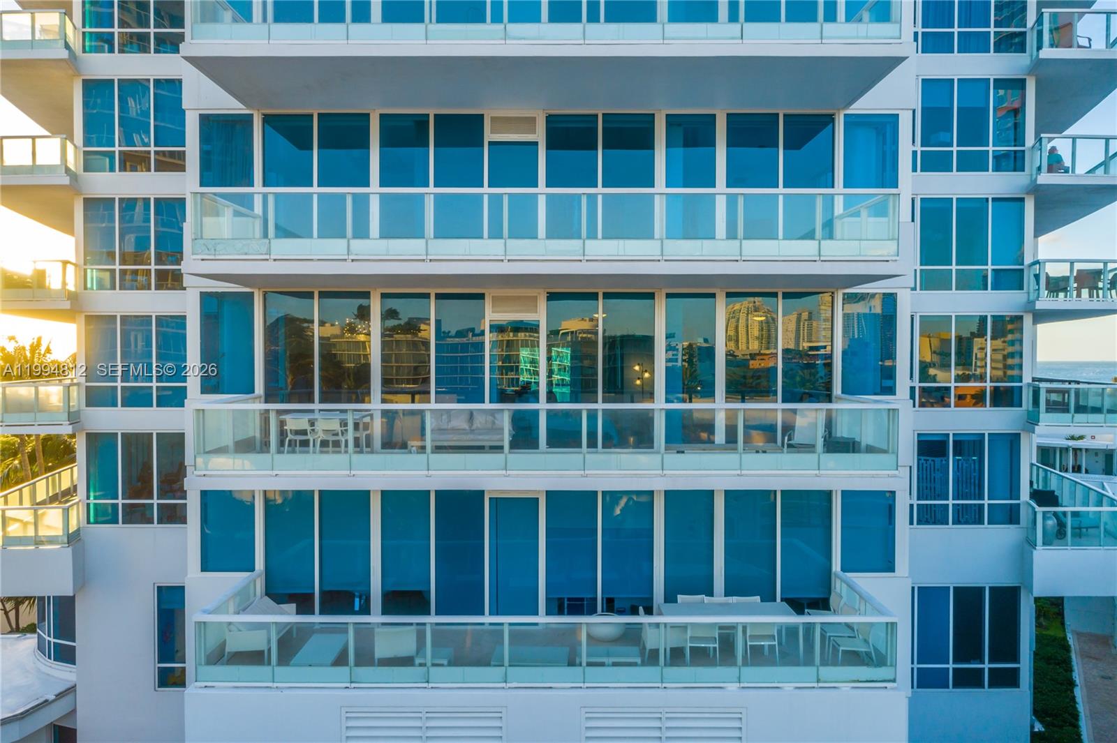 100 S Pointe Dr #610, Miami Beach FL 33139