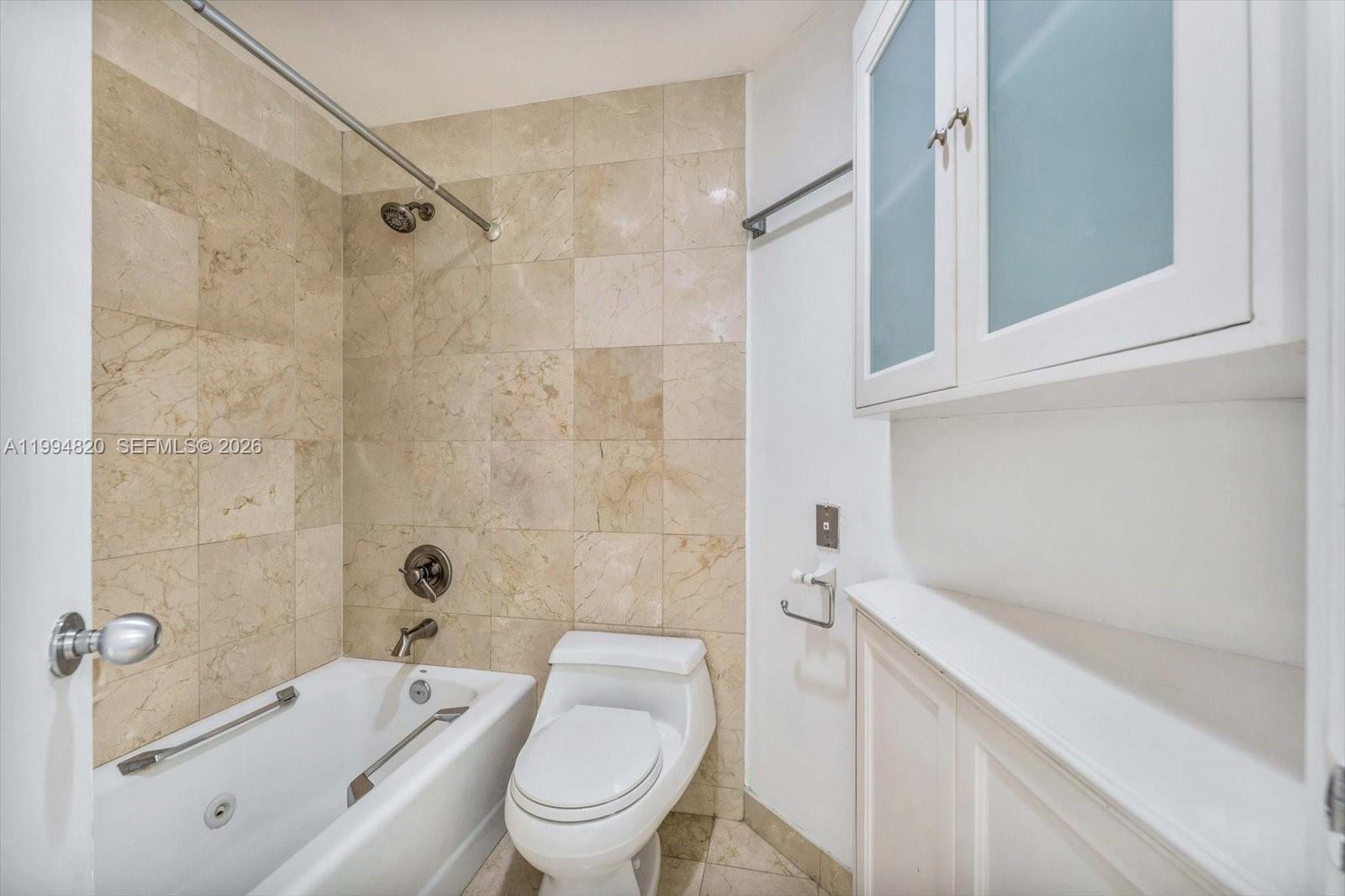 888 Brickell Key Dr #2201, Miami FL 33131