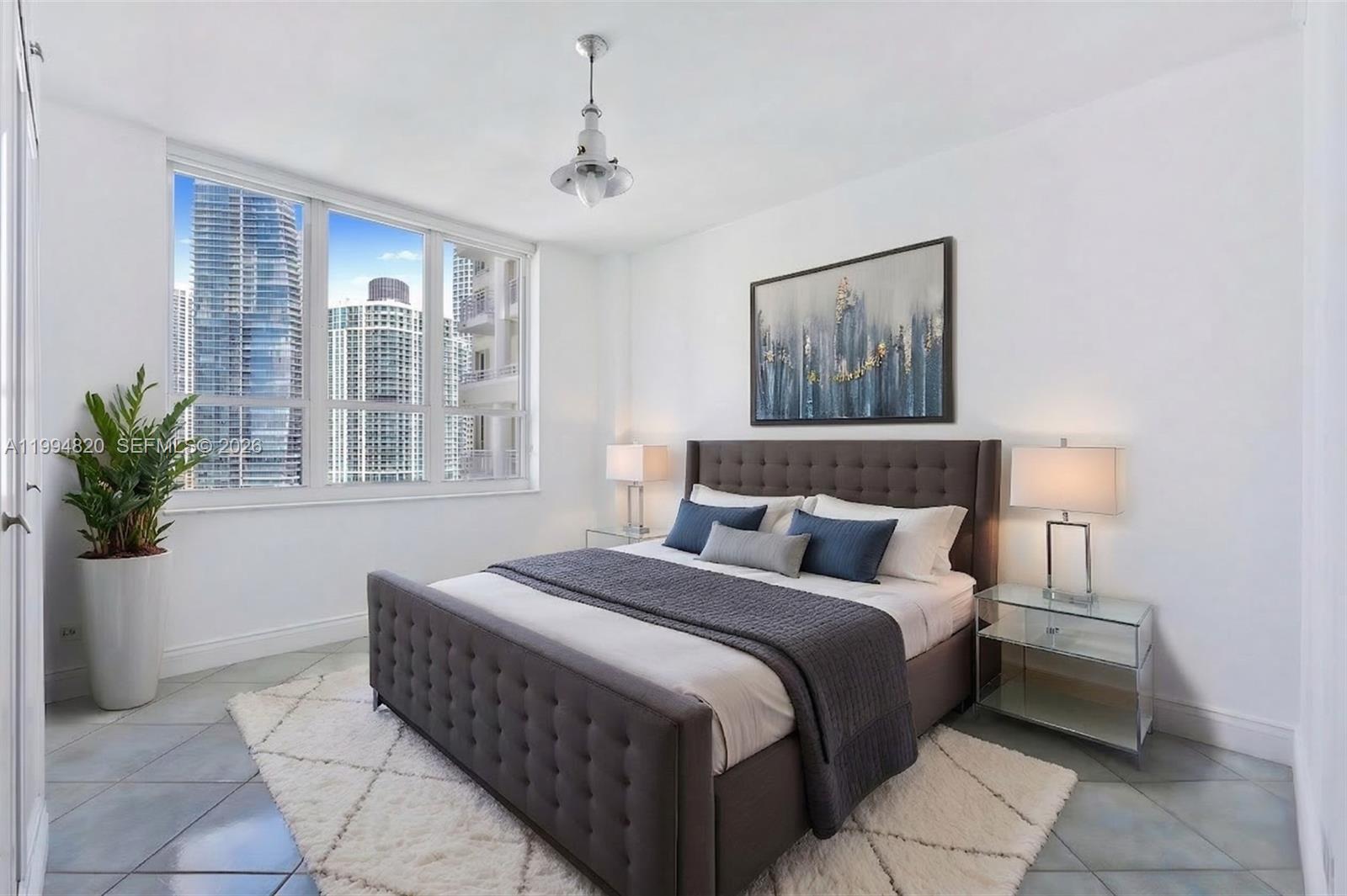 888 Brickell Key Dr #2201, Miami FL 33131