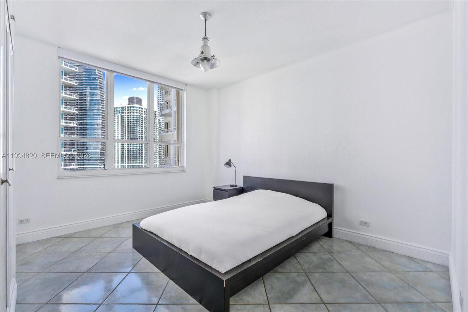 888 Brickell Key Dr #2201, Miami FL 33131