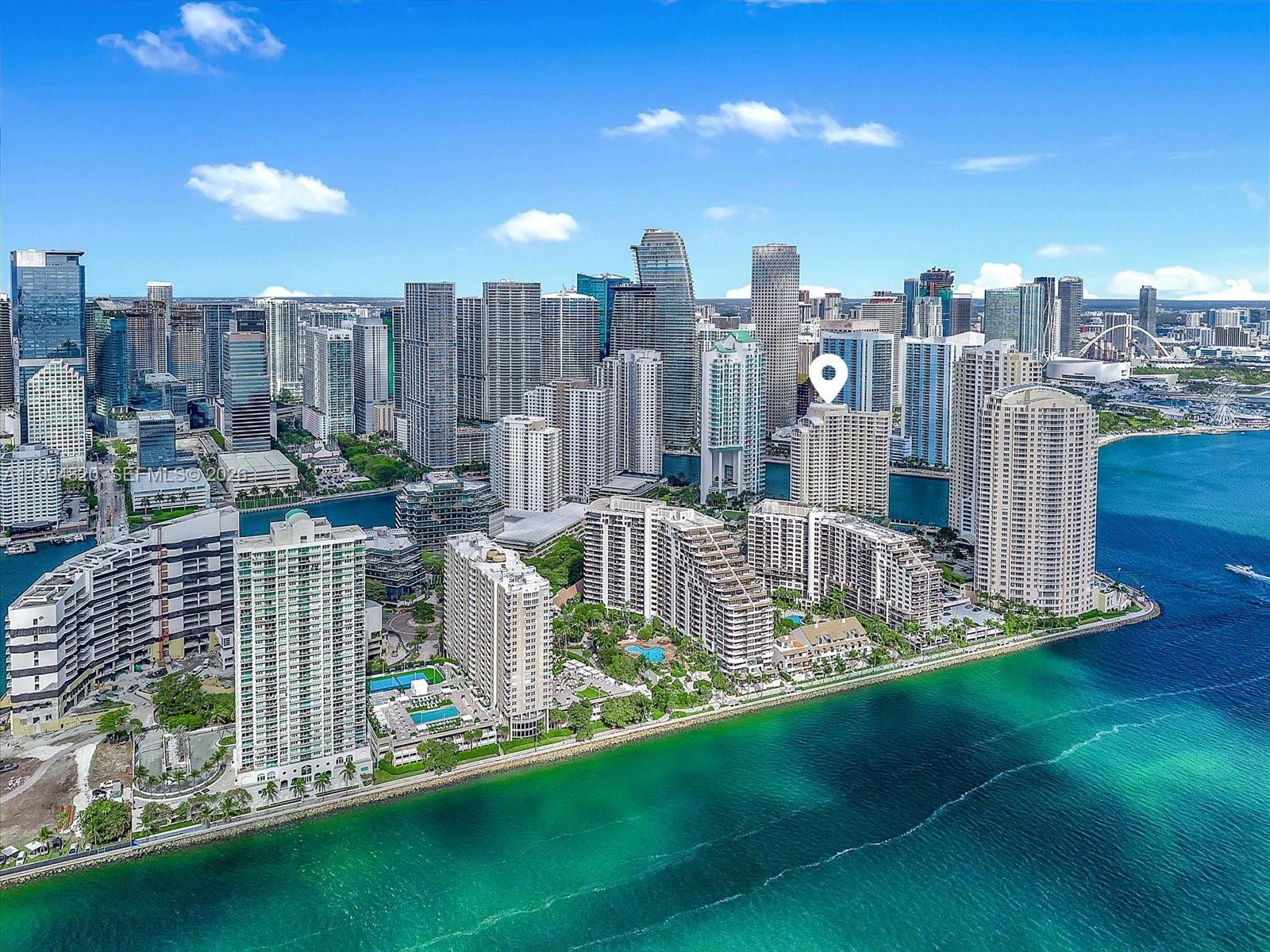 888 Brickell Key Dr #2201, Miami FL 33131