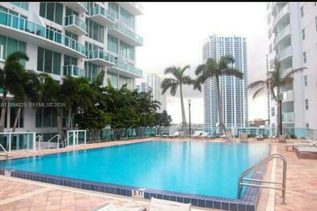 41 SE 5th St #1517, Miami FL 33131