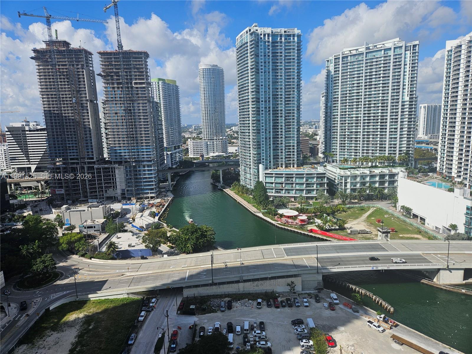 41 SE 5th St #1517, Miami FL 33131