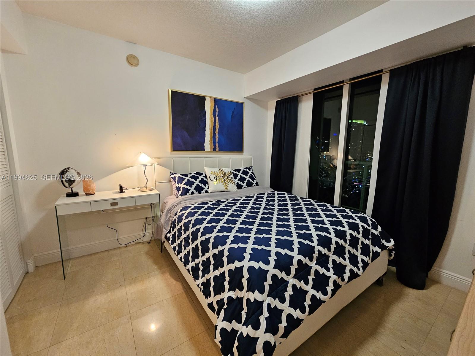 41 SE 5th St #1517, Miami FL 33131