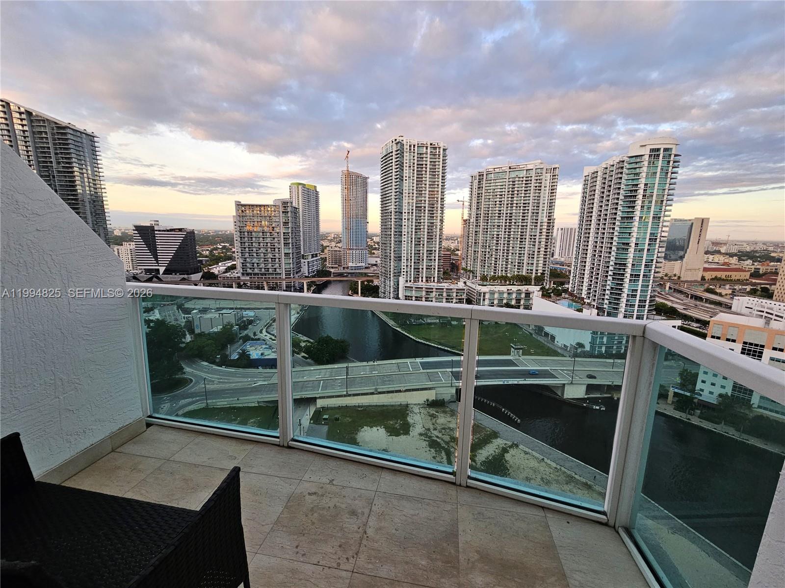 41 SE 5th St #1517, Miami FL 33131