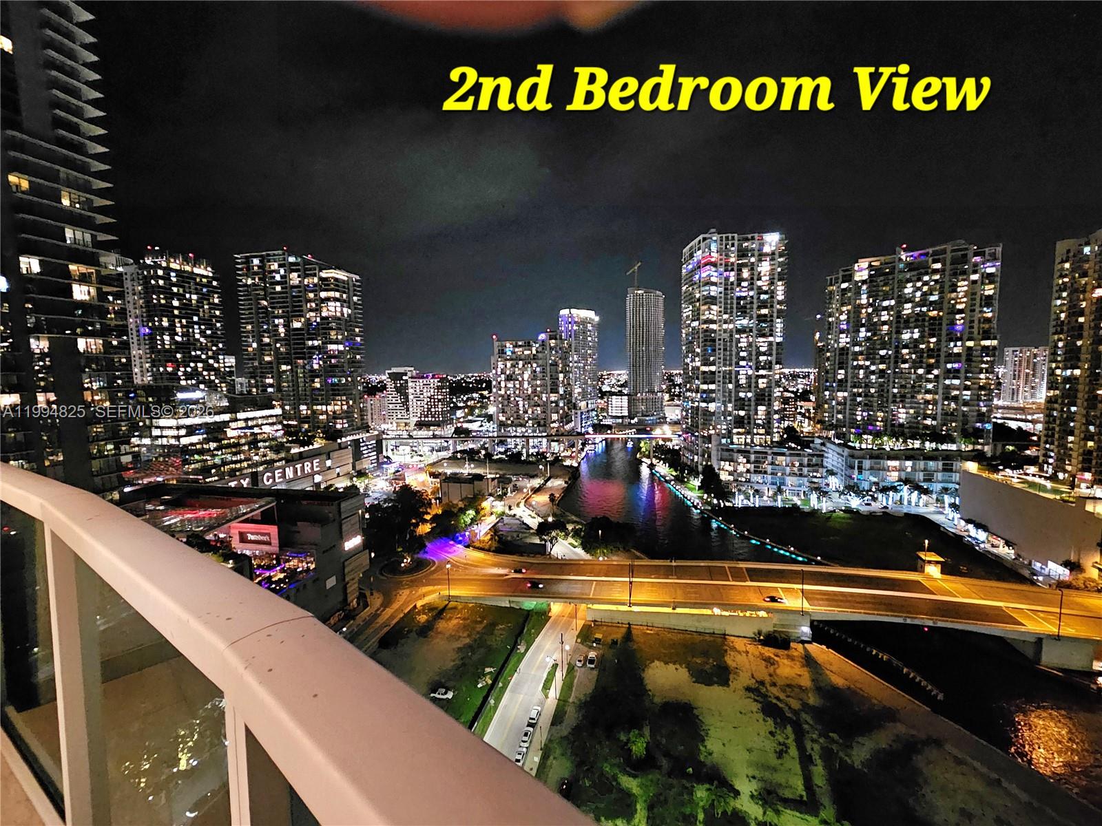 41 SE 5th St #1517, Miami FL 33131