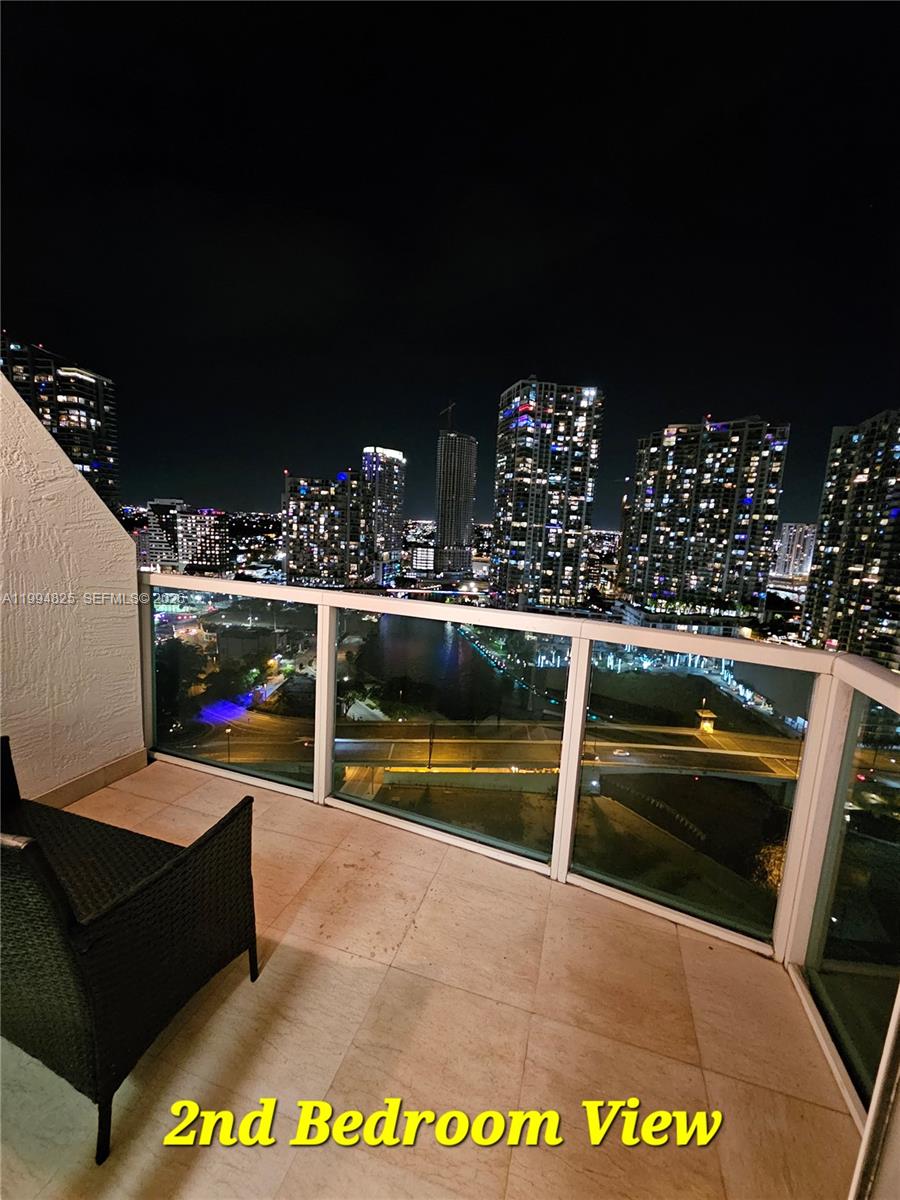 41 SE 5th St #1517, Miami FL 33131