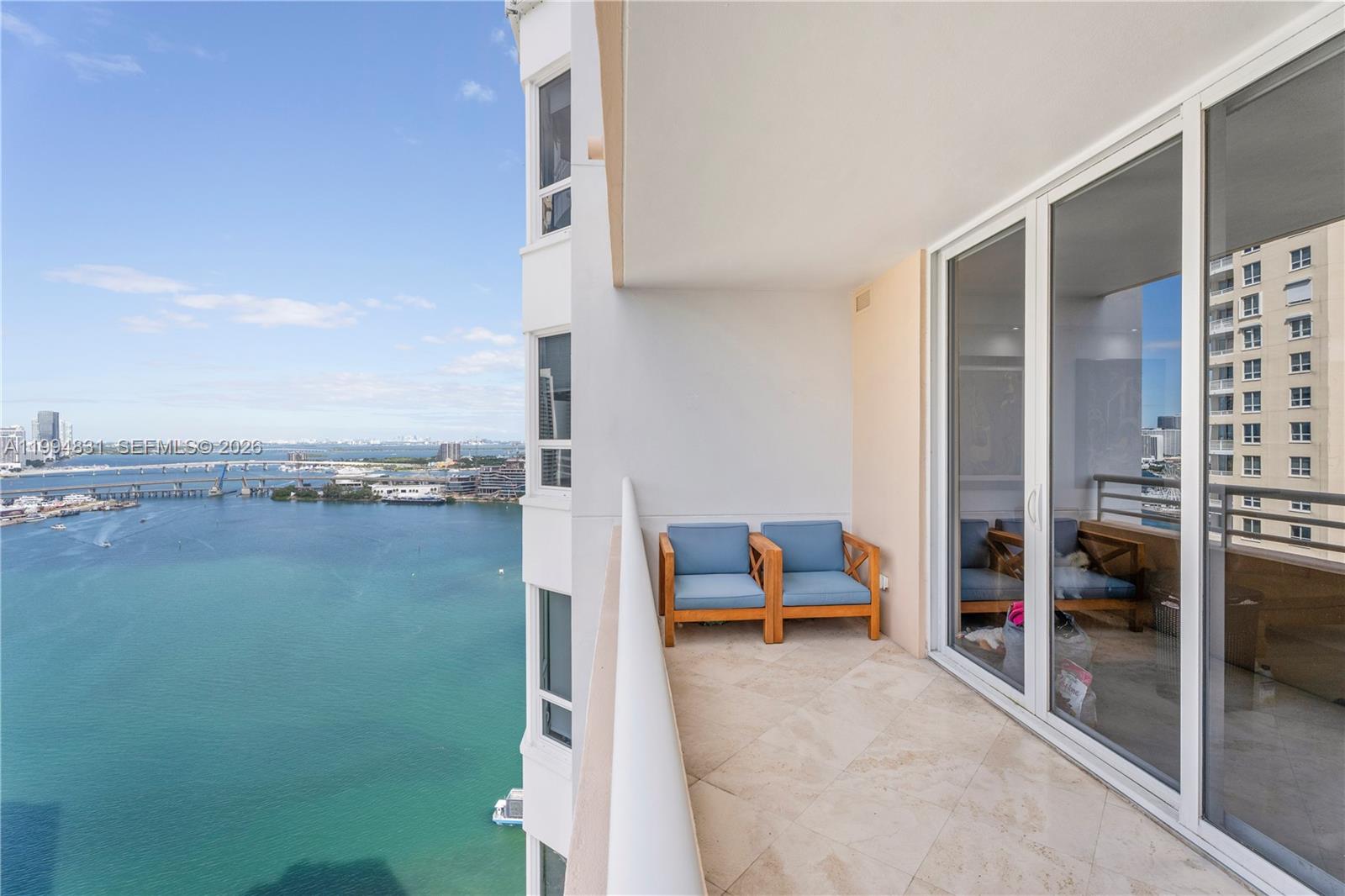 808 Brickell Key Dr #3007, Miami FL 33131